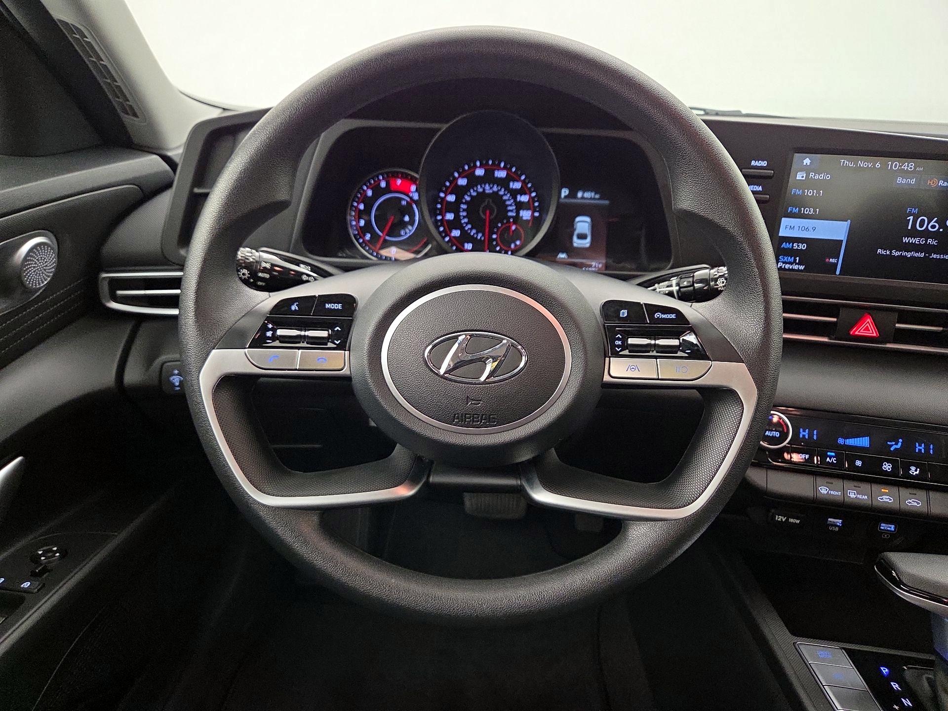 Thumbnail: 2023 Hyundai Elantra - 10