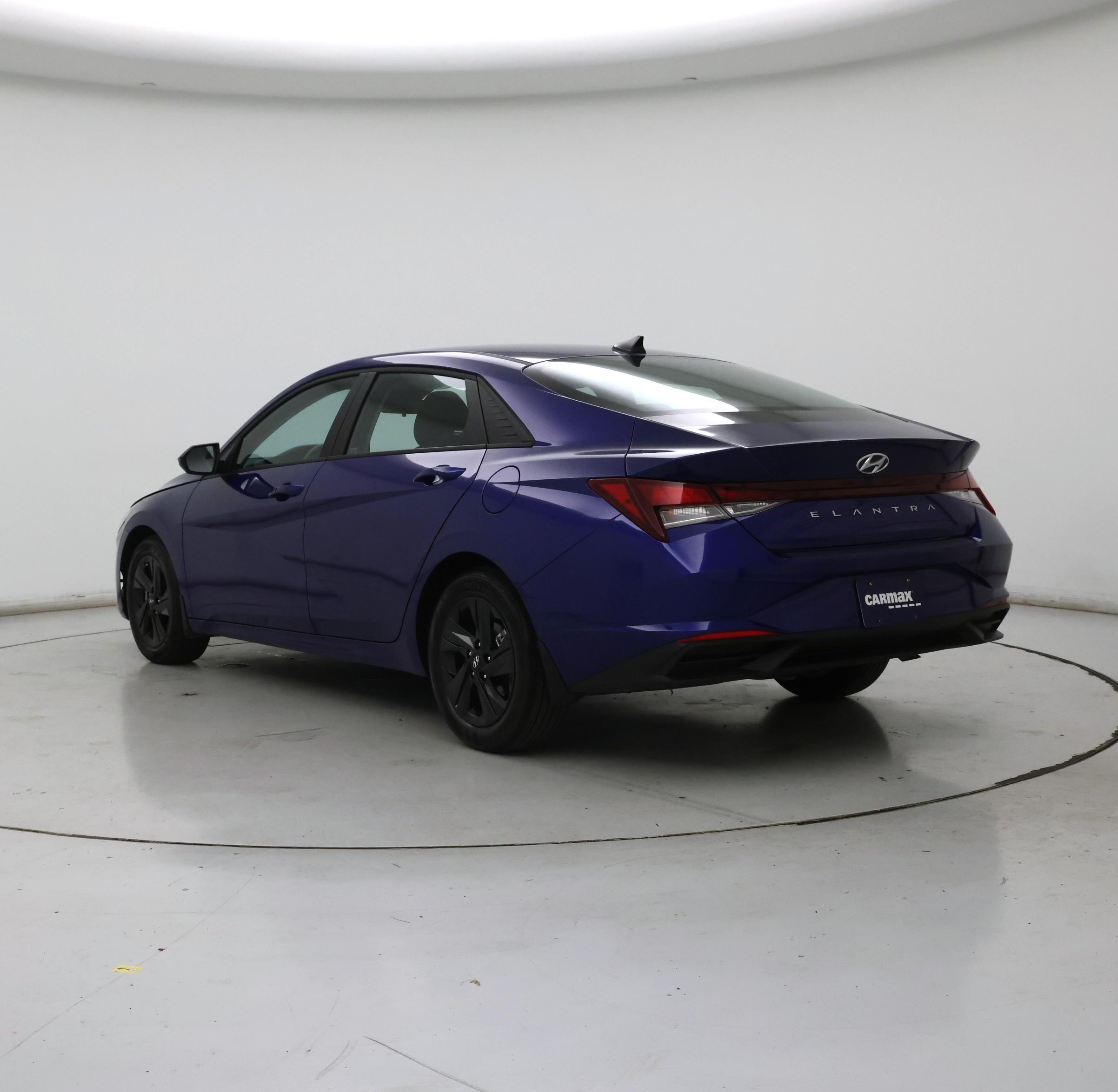 Thumbnail: 2023 Hyundai Elantra - 2