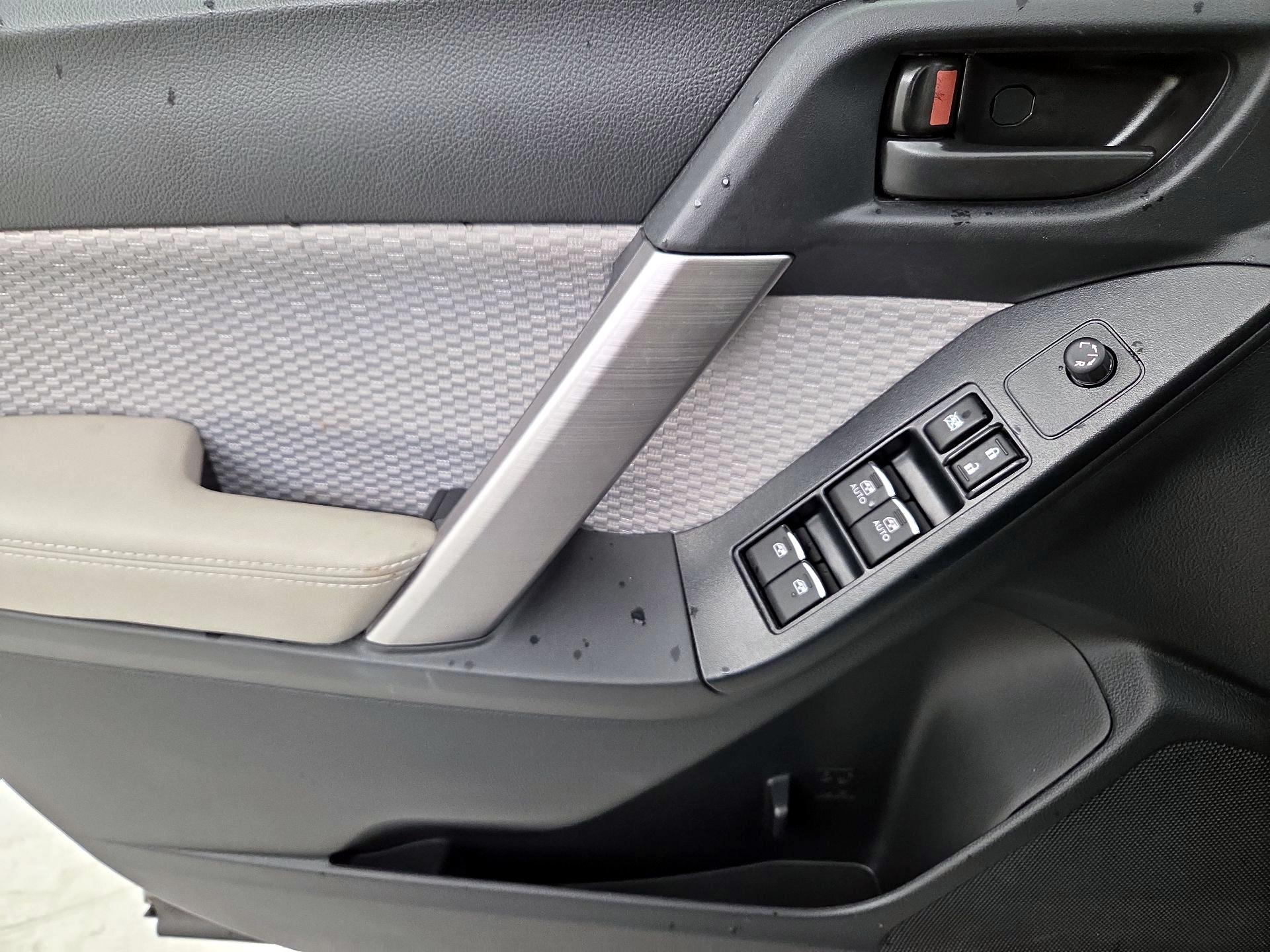 Thumbnail: 2018 Subaru Forester - 12