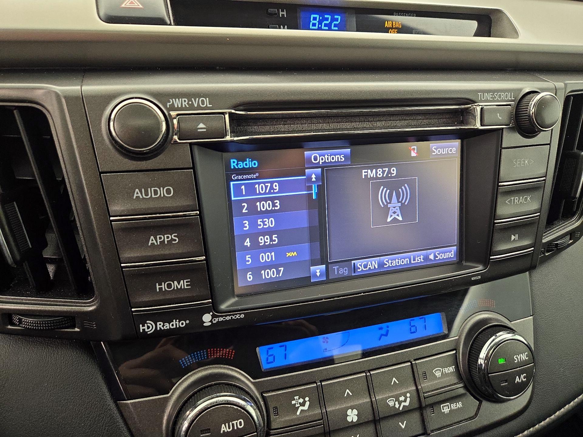 Thumbnail: 2015 Toyota RAV4 - 15