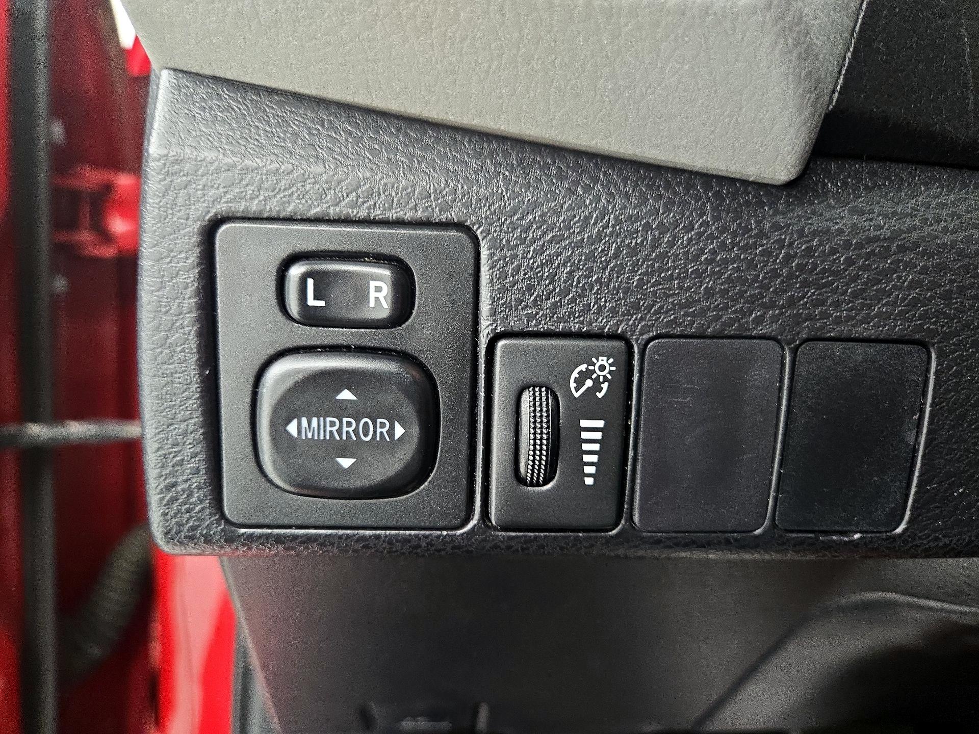 Thumbnail: 2016 Toyota Corolla - 13