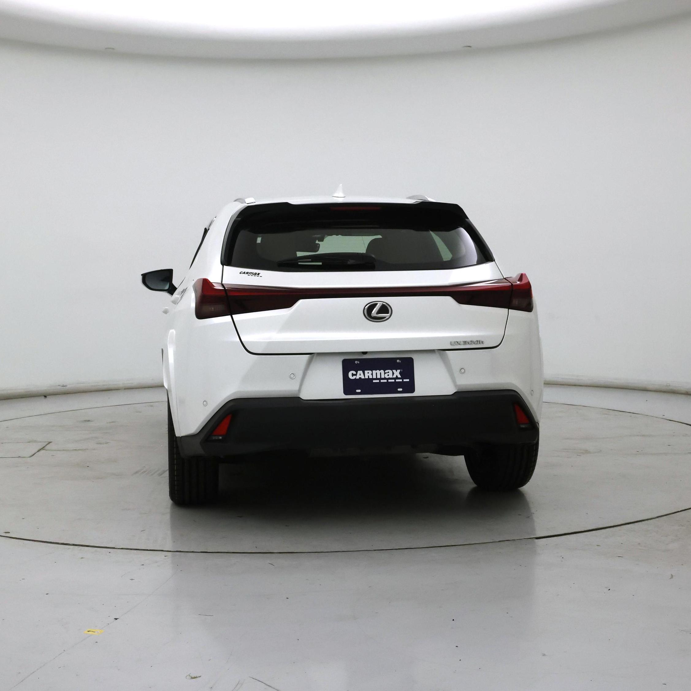 Thumbnail: 2025 Lexus UX - 6