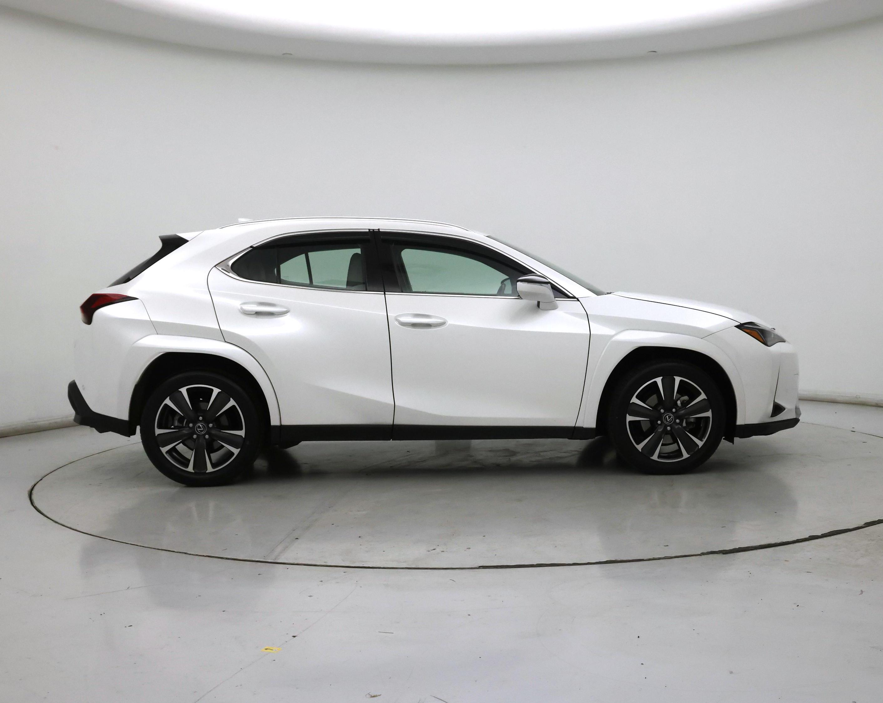 Thumbnail: 2025 Lexus UX - 7