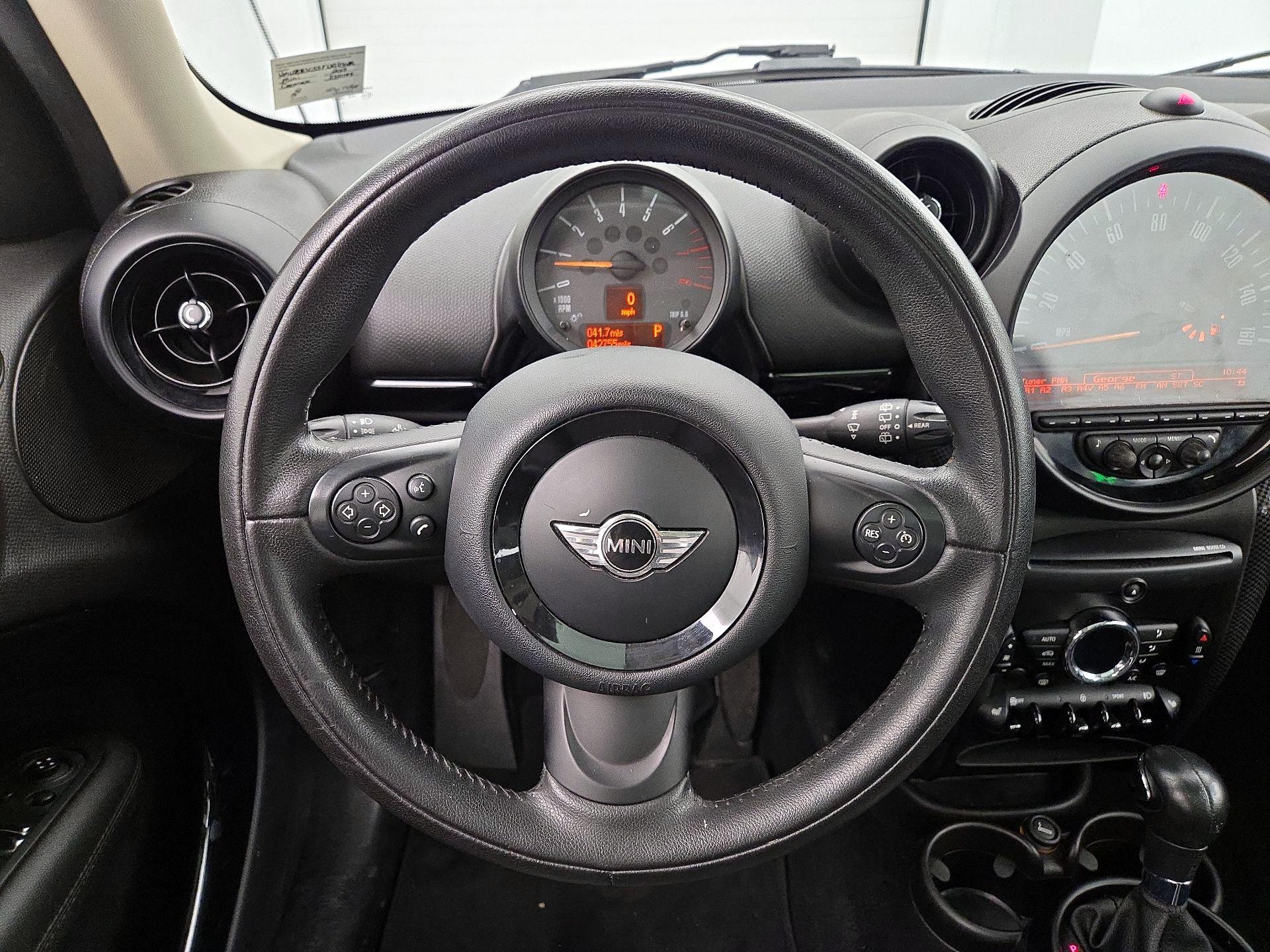 Thumbnail: 2015 MINI Cooper Countryman - 10