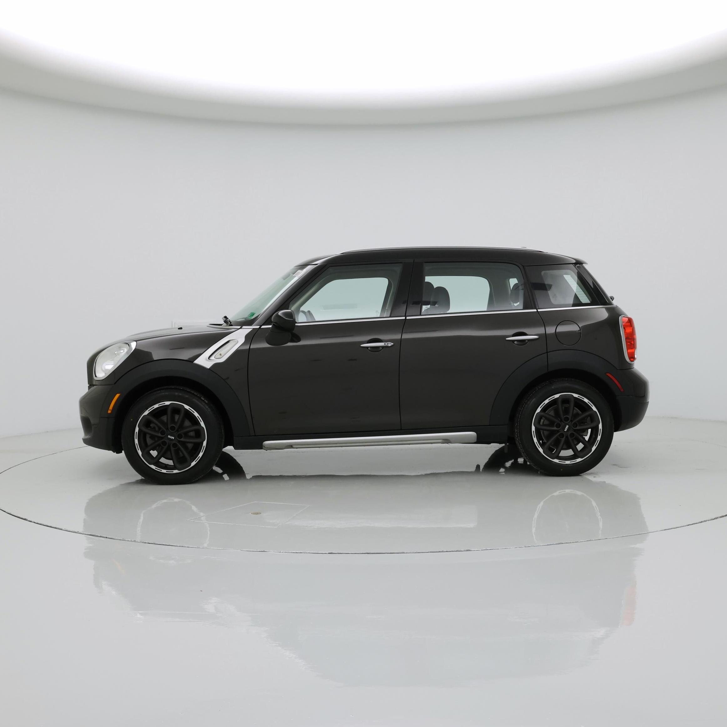 Thumbnail: 2015 MINI Cooper Countryman - 3