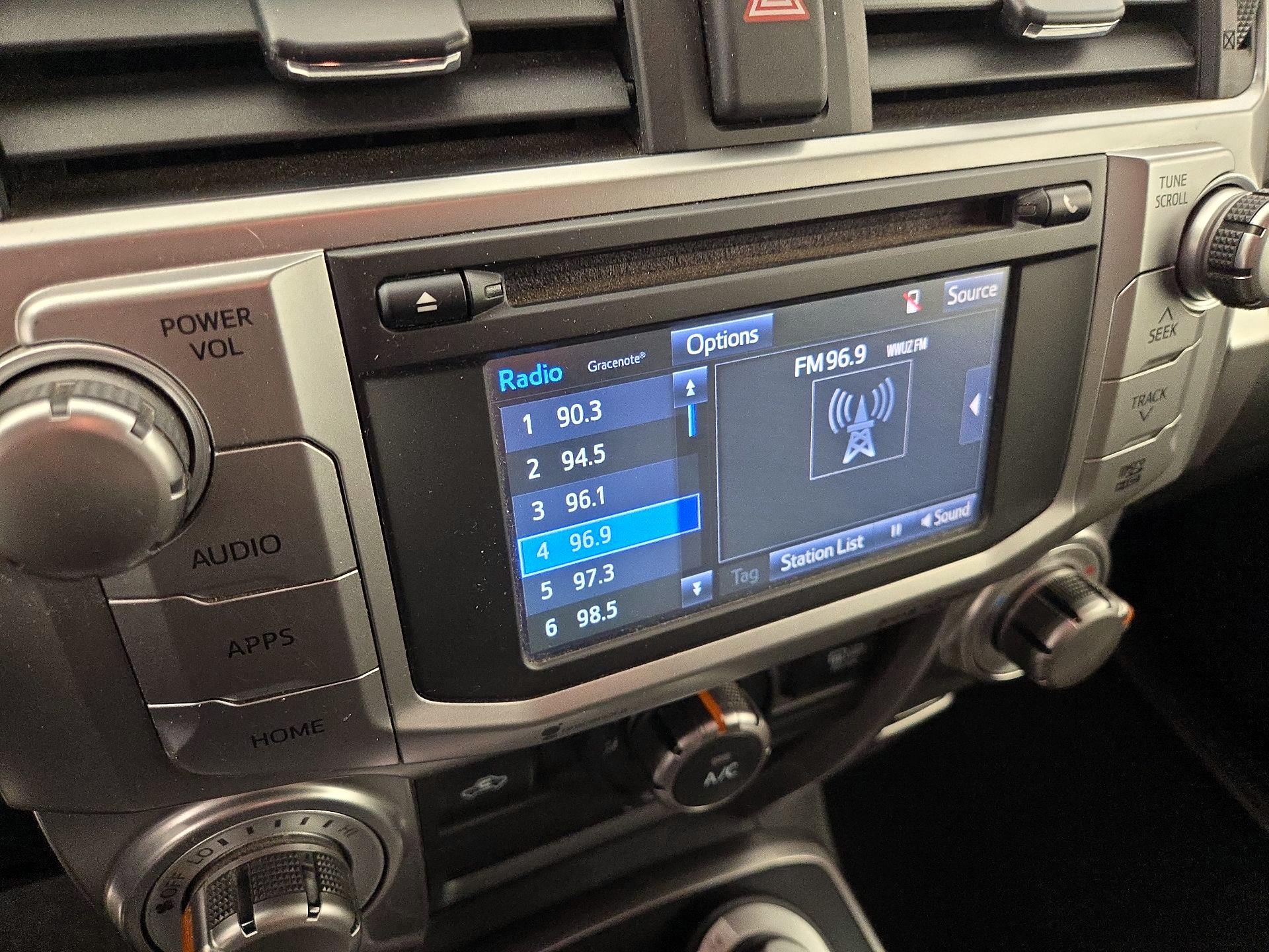 Thumbnail: 2017 Toyota 4Runner - 15