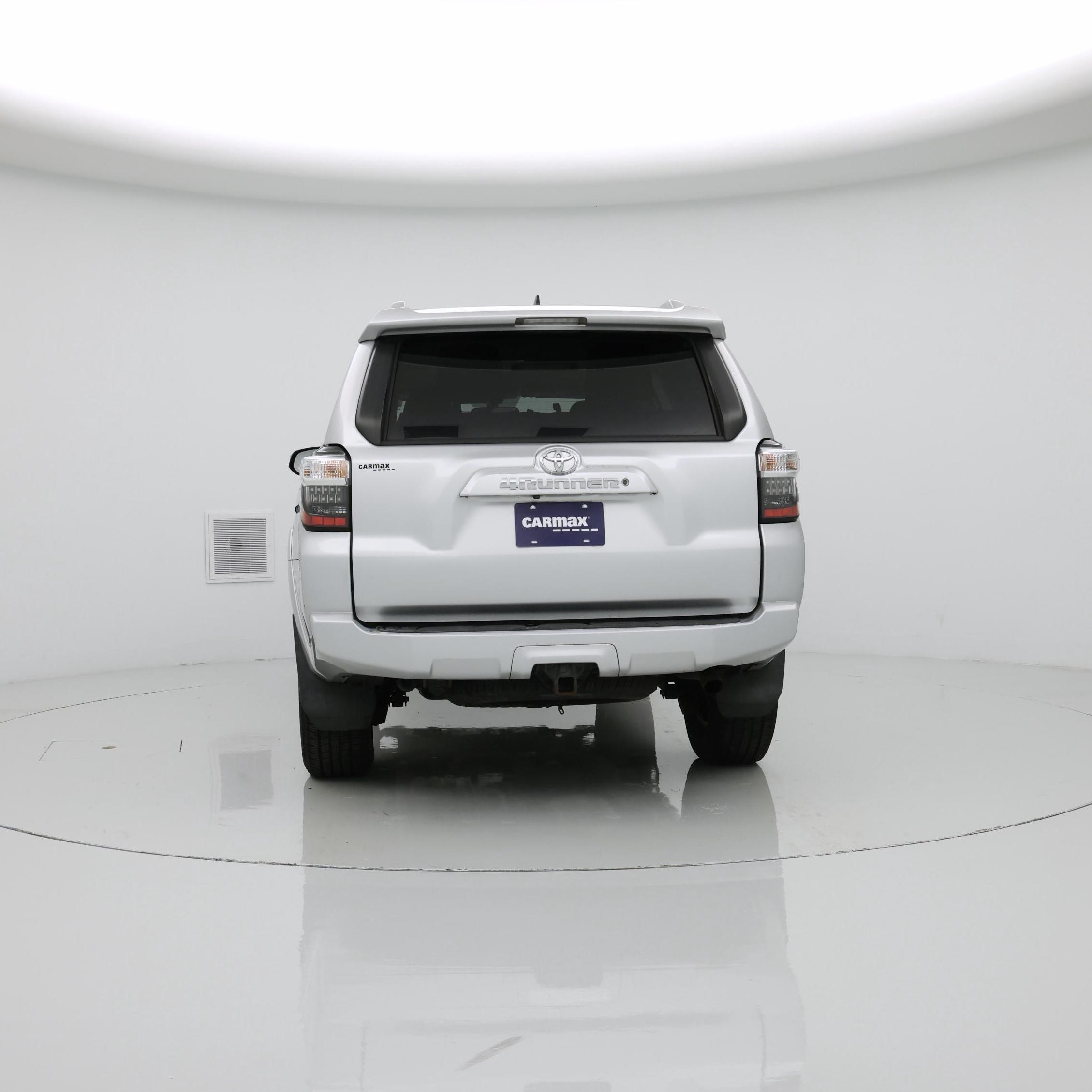 Thumbnail: 2017 Toyota 4Runner - 6