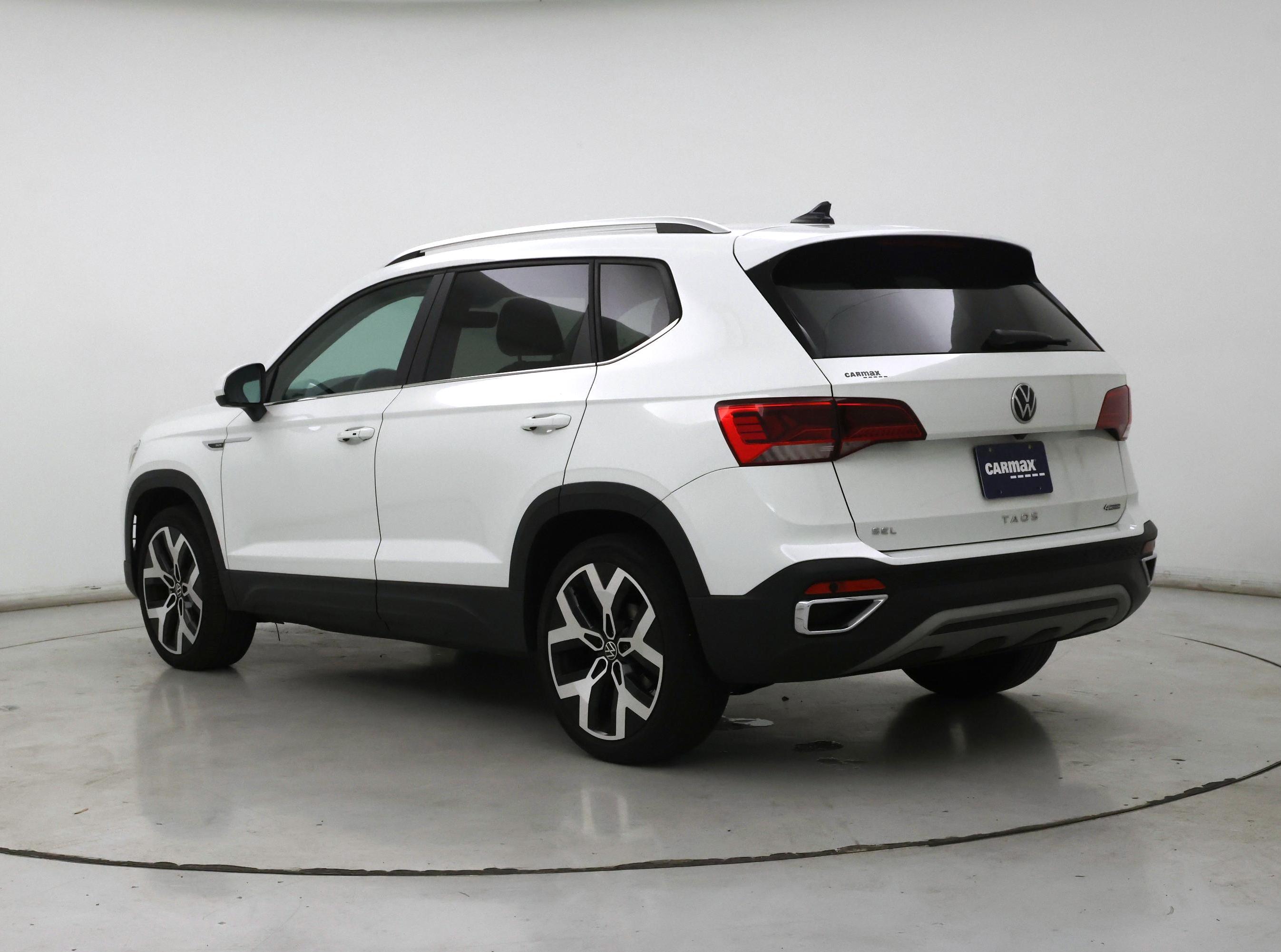 Thumbnail: 2022 Volkswagen Taos - 2