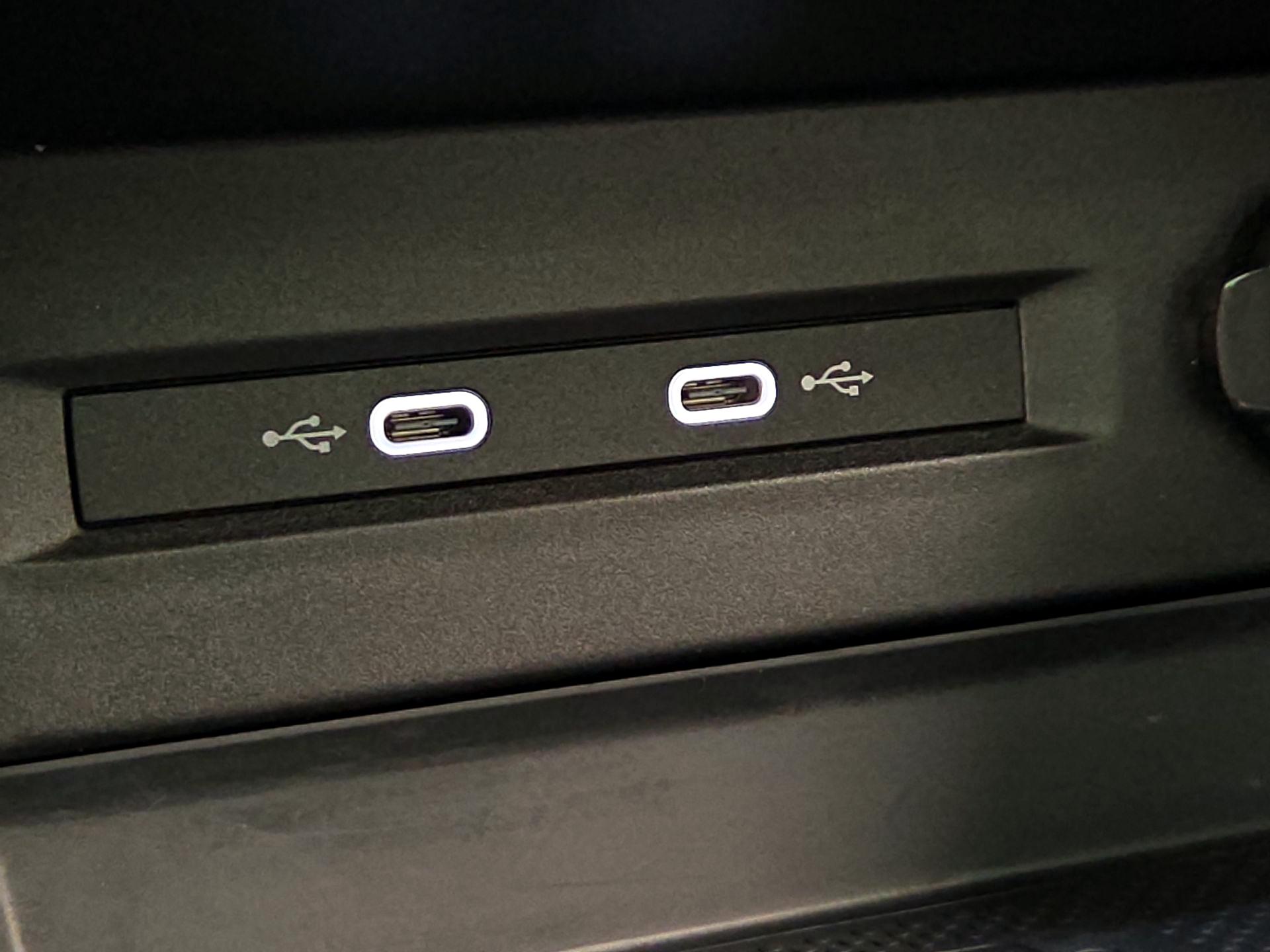 Thumbnail: 2022 Volkswagen Taos - 19