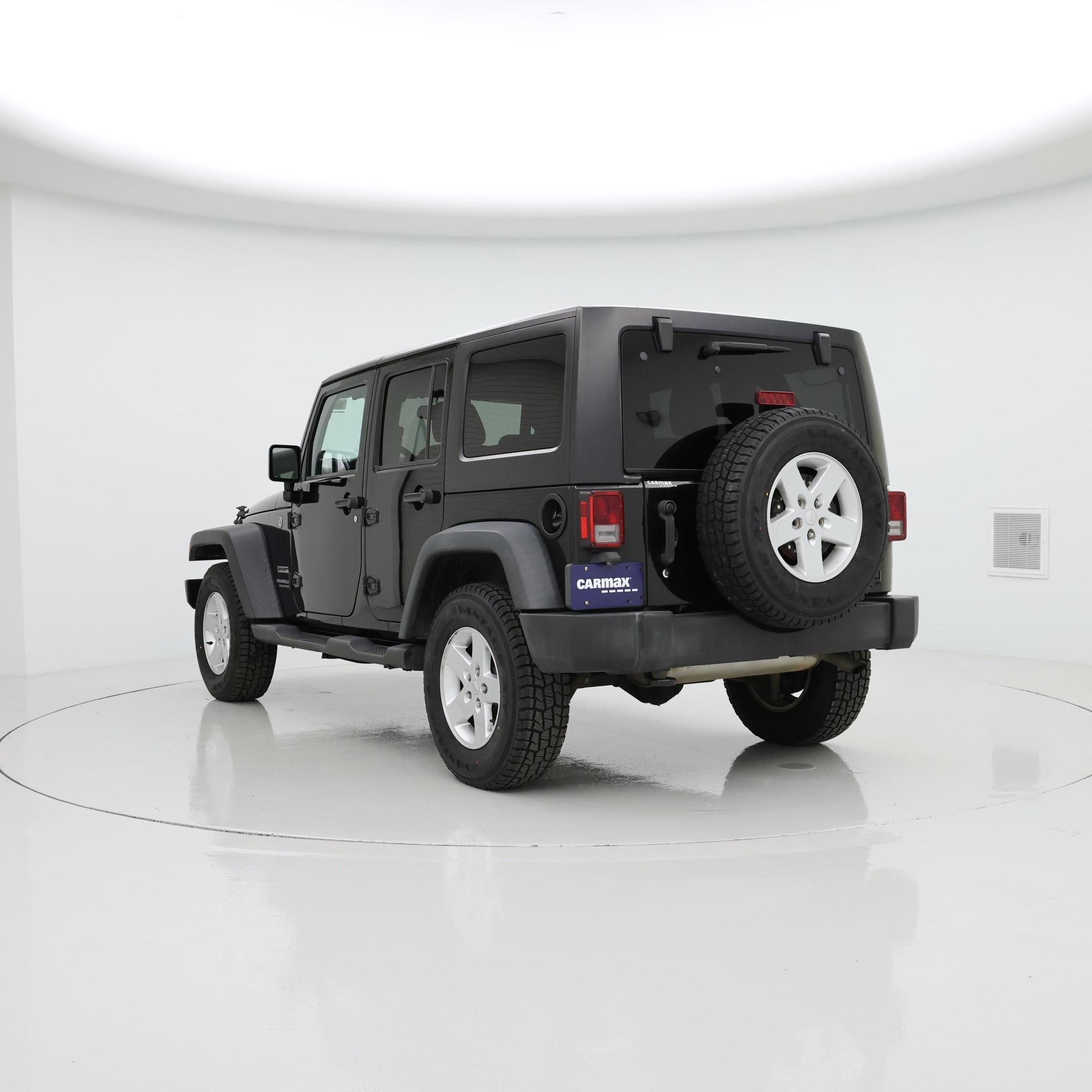 Thumbnail: 2016 Jeep Wrangler - 2