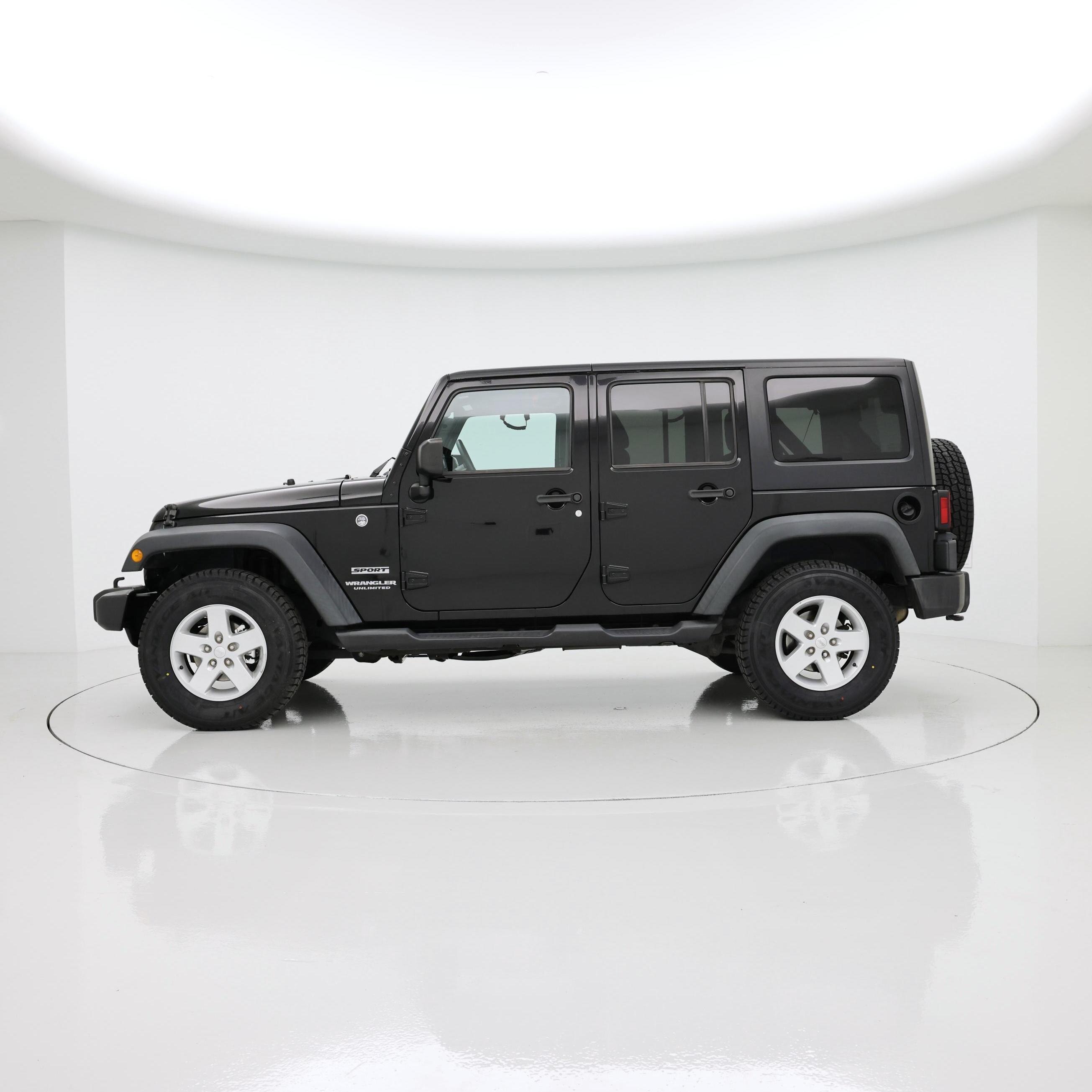 Thumbnail: 2016 Jeep Wrangler - 3
