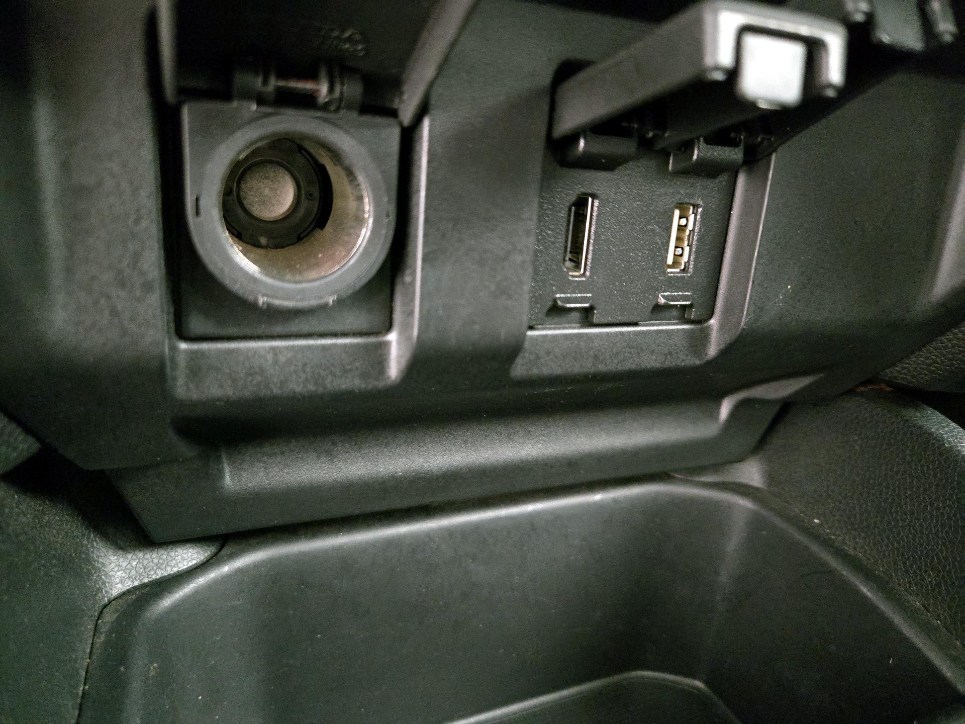 Thumbnail: 2015 Honda Fit - 19