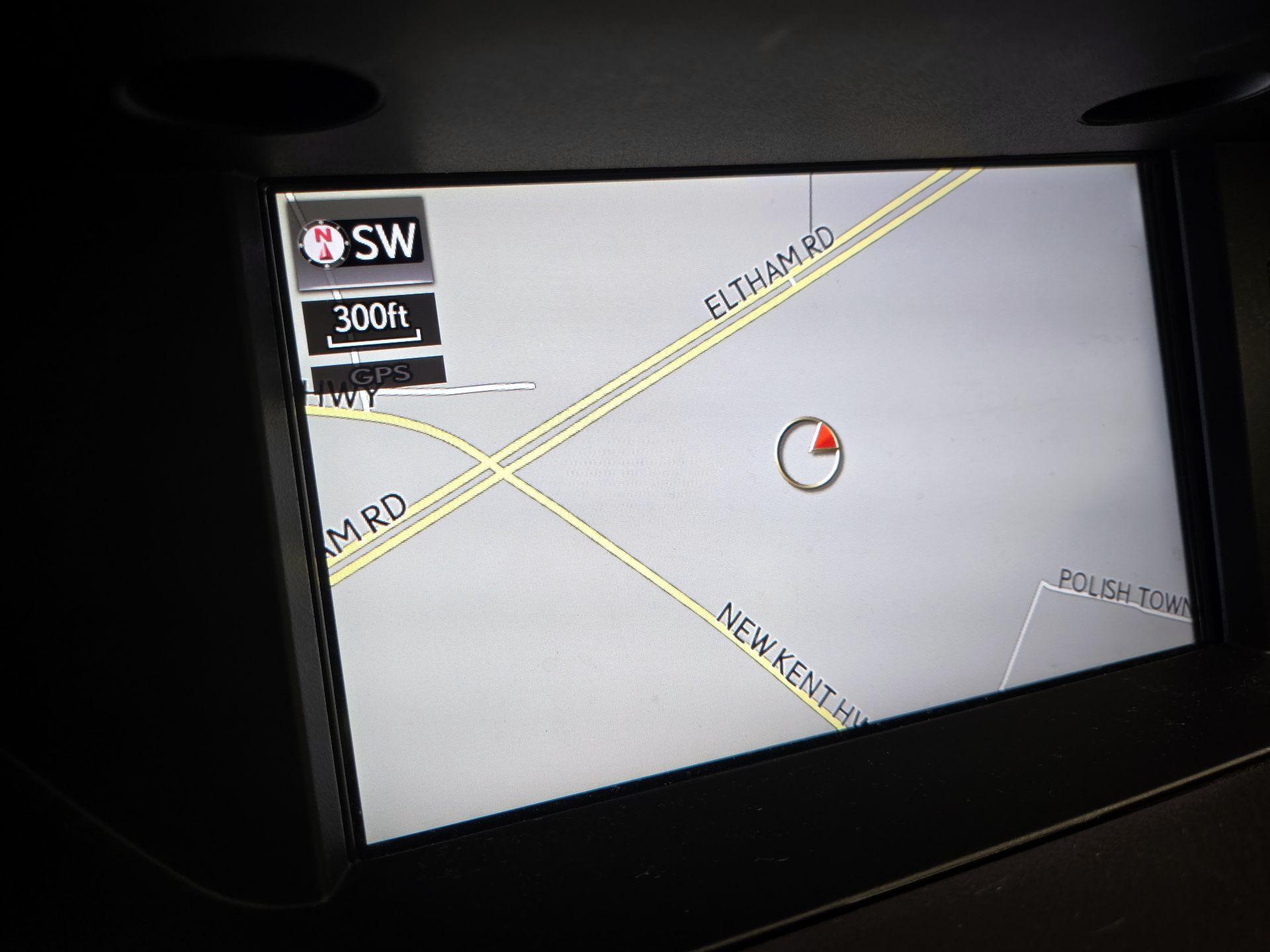 Thumbnail: 2018 Lexus ES - 14