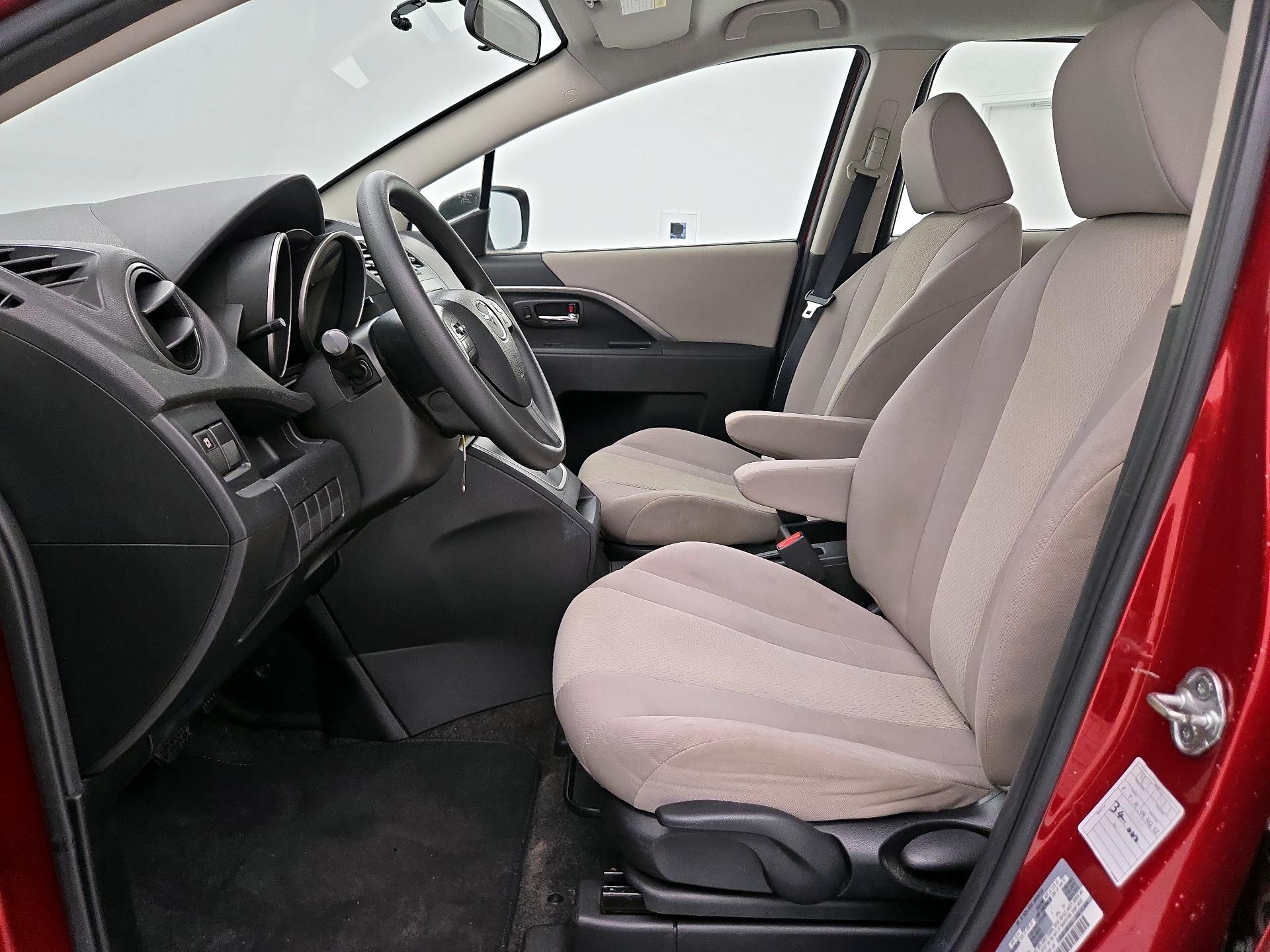 Thumbnail: 2015 Mazda Mazda5 - 11