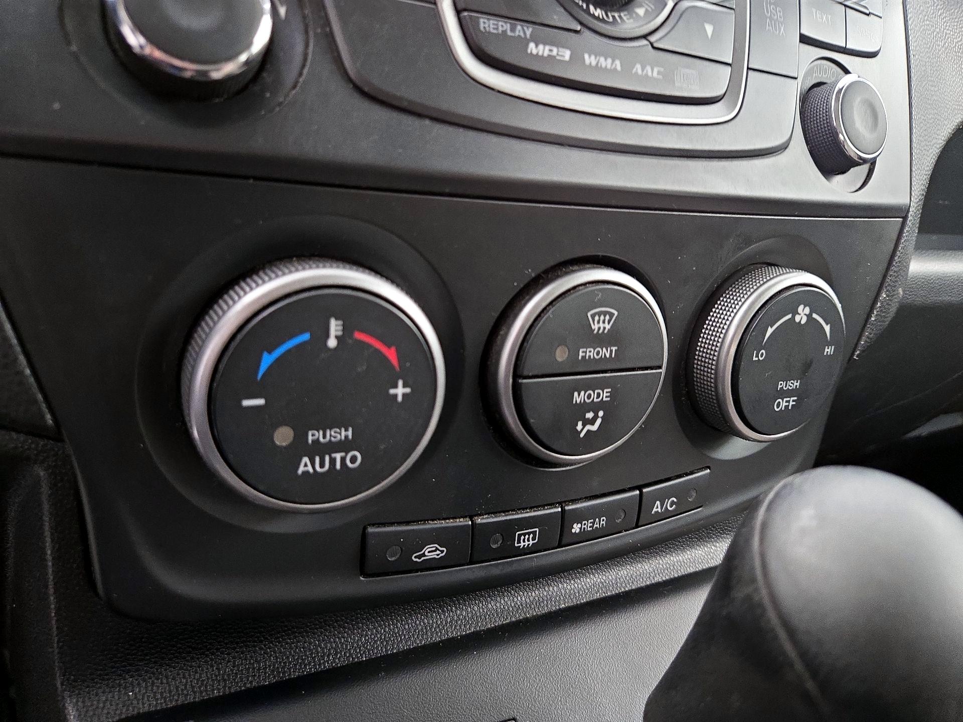 Thumbnail: 2015 Mazda Mazda5 - 15