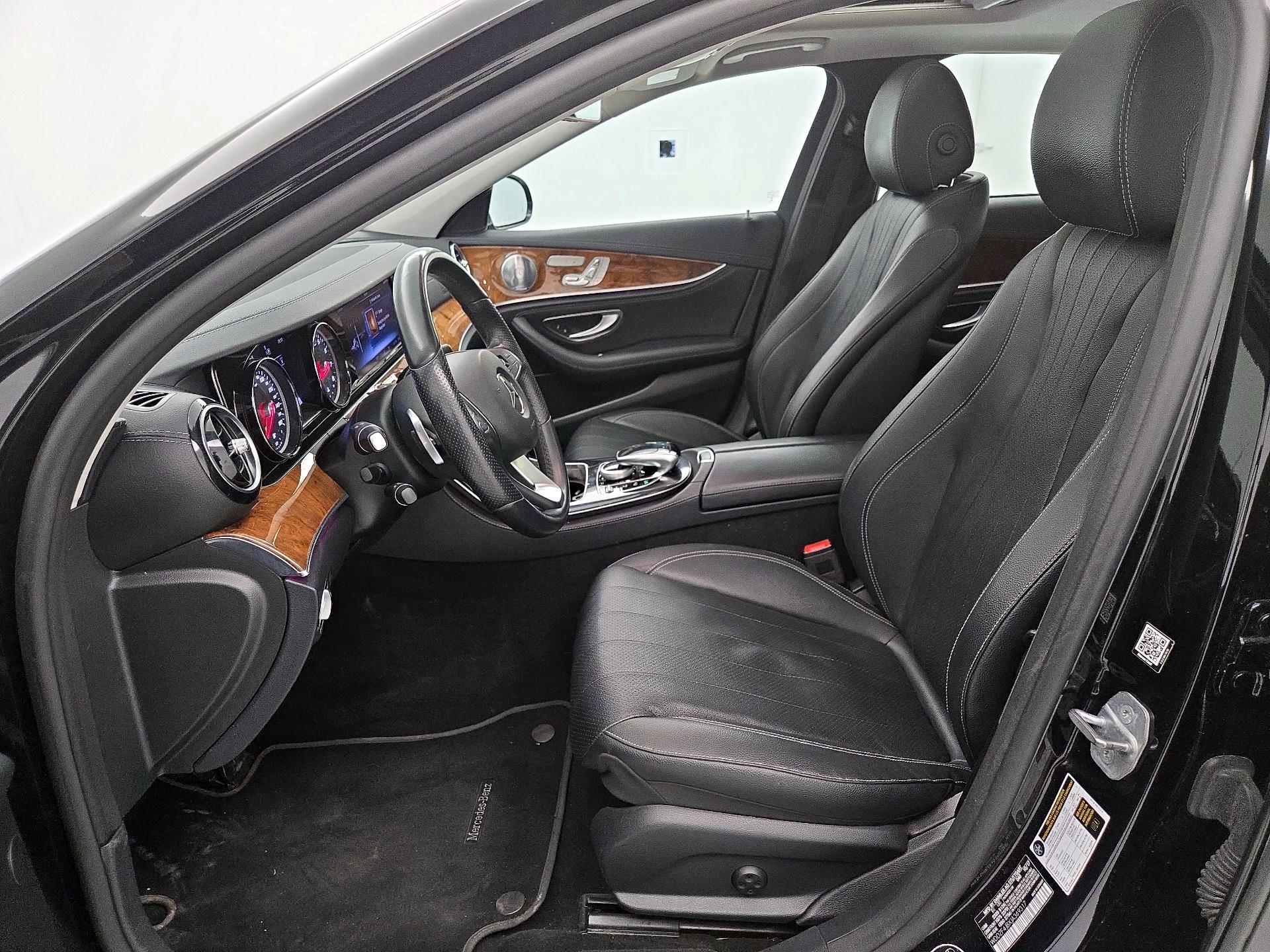 Thumbnail: 2018 Mercedes-Benz E-Class - 11