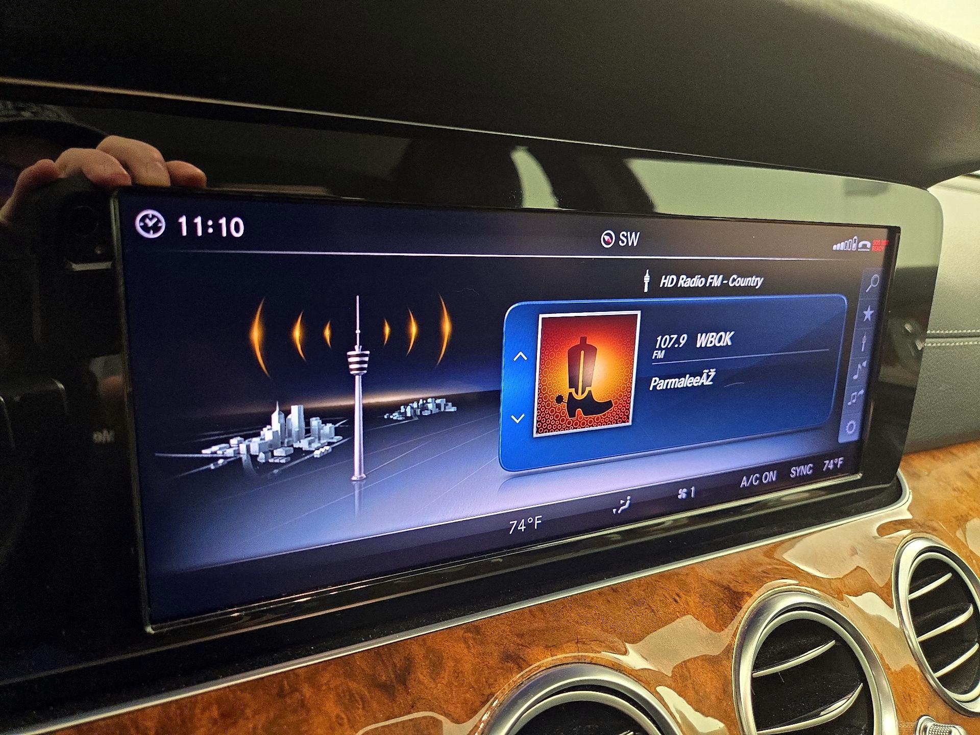 Thumbnail: 2018 Mercedes-Benz E-Class - 16