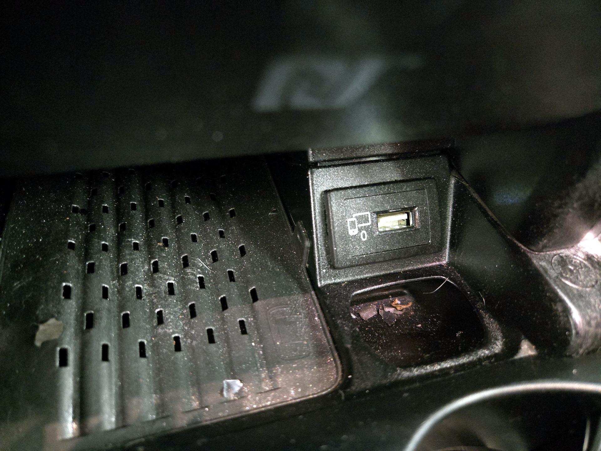 Thumbnail: 2018 Mercedes-Benz E-Class - 19