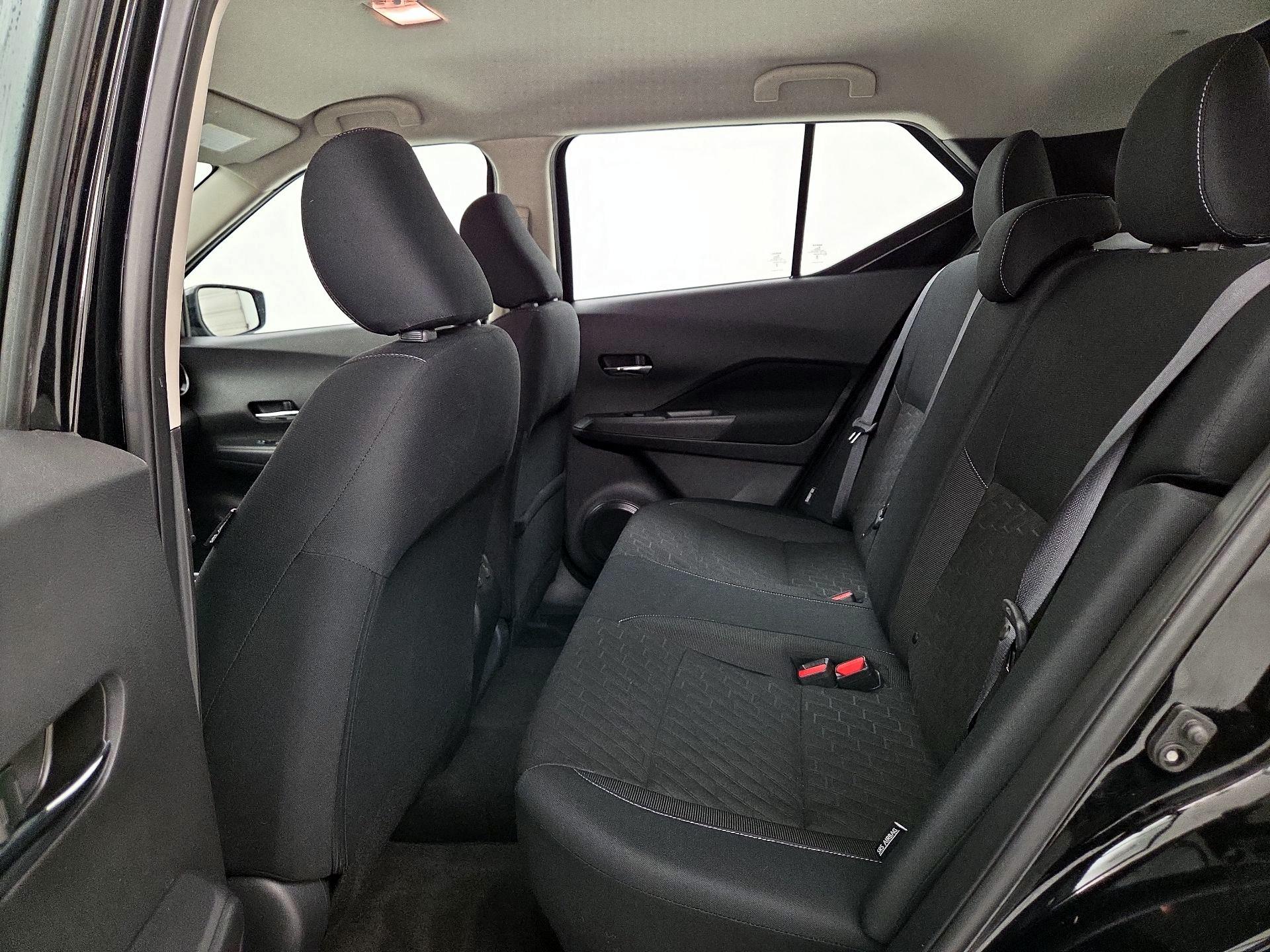 Thumbnail: 2023 Nissan Kicks - 18