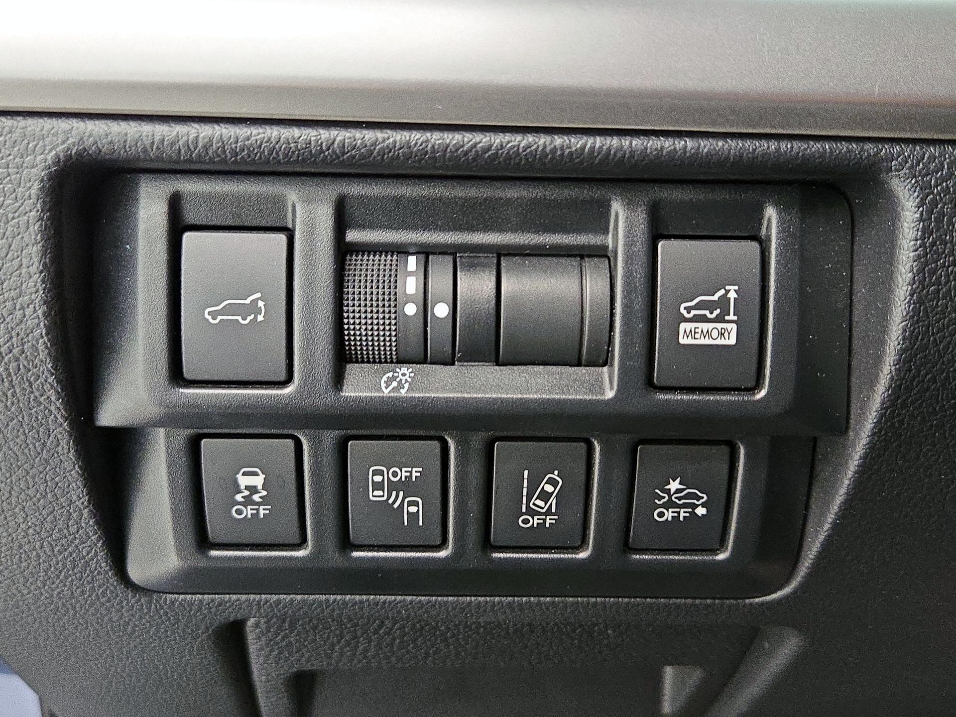 Thumbnail: 2018 Subaru Outback - 13