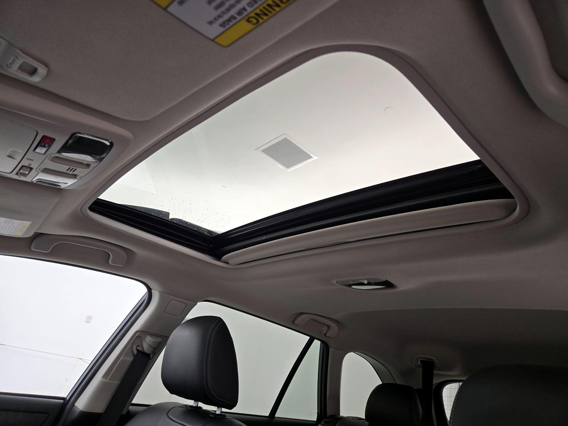 Thumbnail: 2016 Subaru Outback - 20