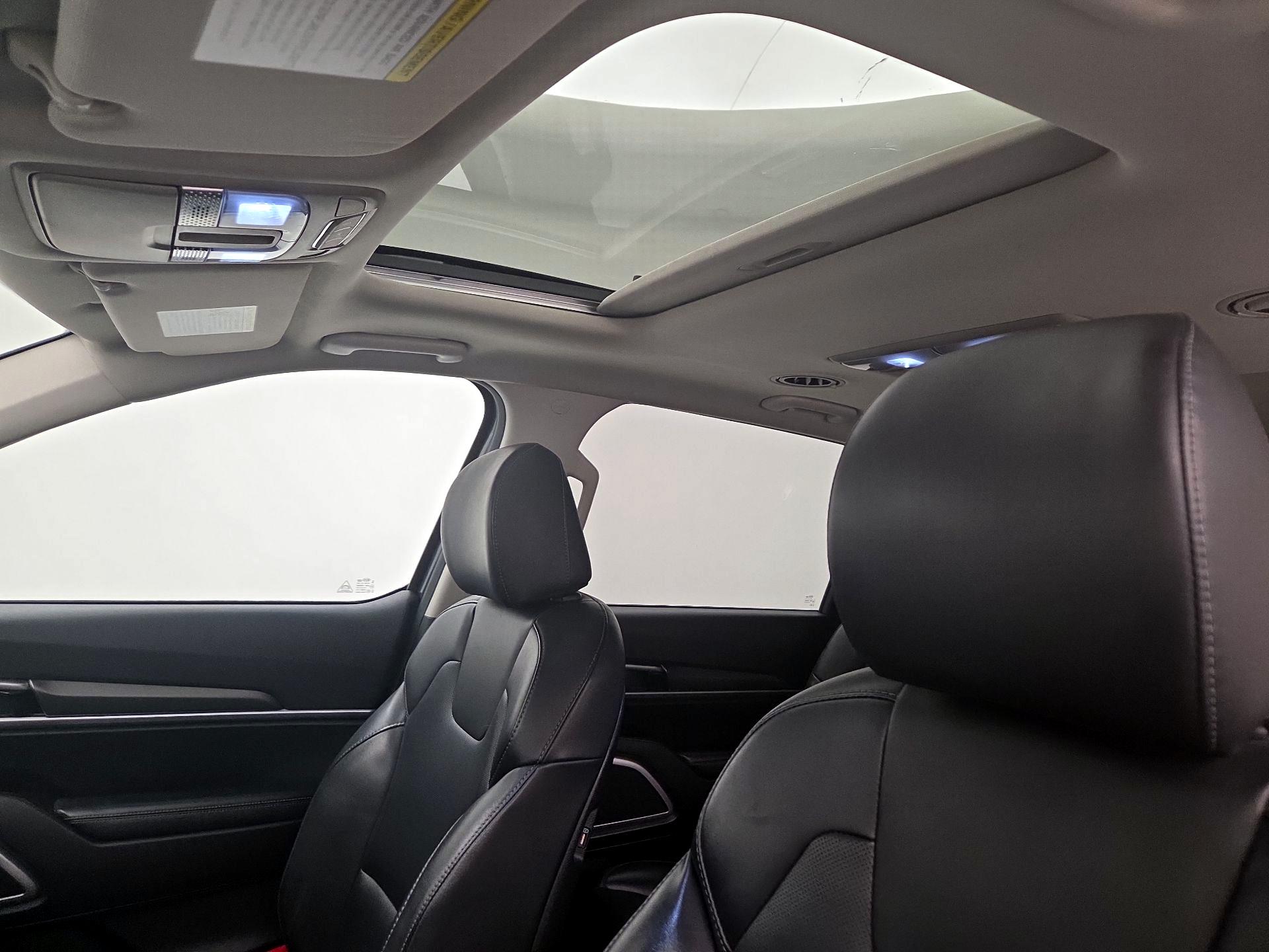 Thumbnail: 2021 Kia Telluride - 19