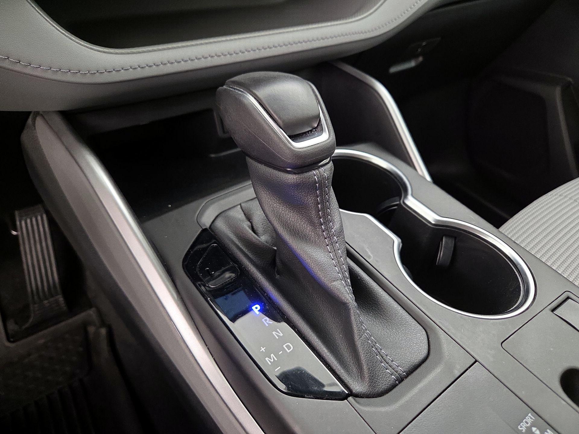 Thumbnail: 2023 Toyota Highlander - 17