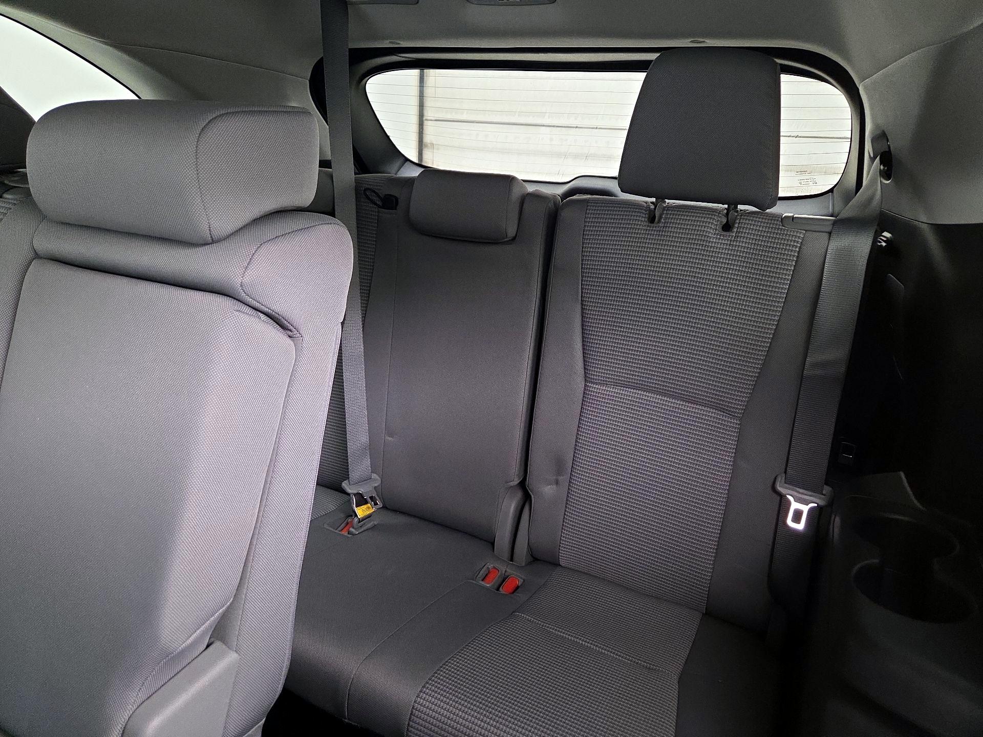 Thumbnail: 2023 Toyota Highlander - 20