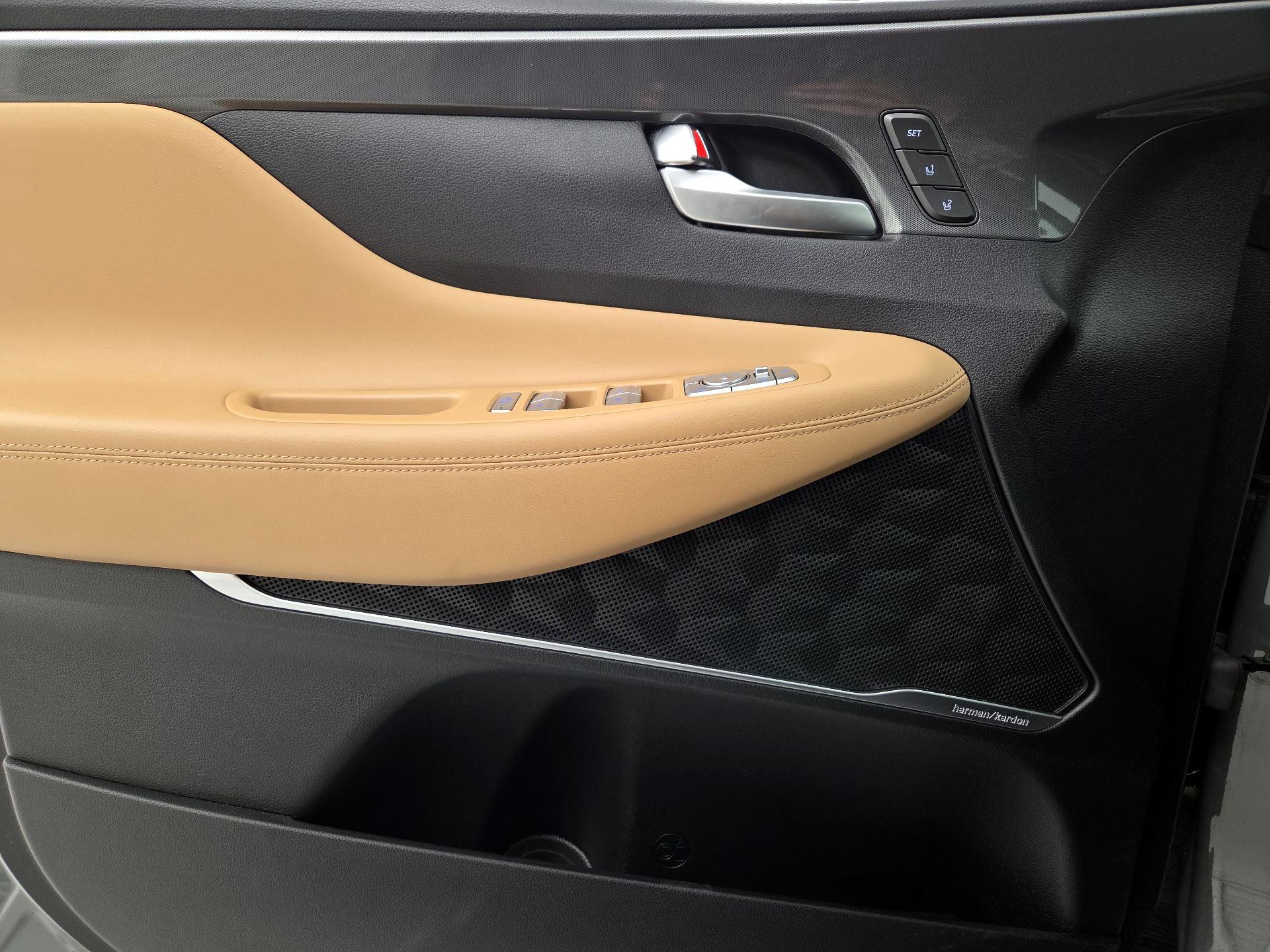 Thumbnail: 2021 Hyundai Santa Fe - 12