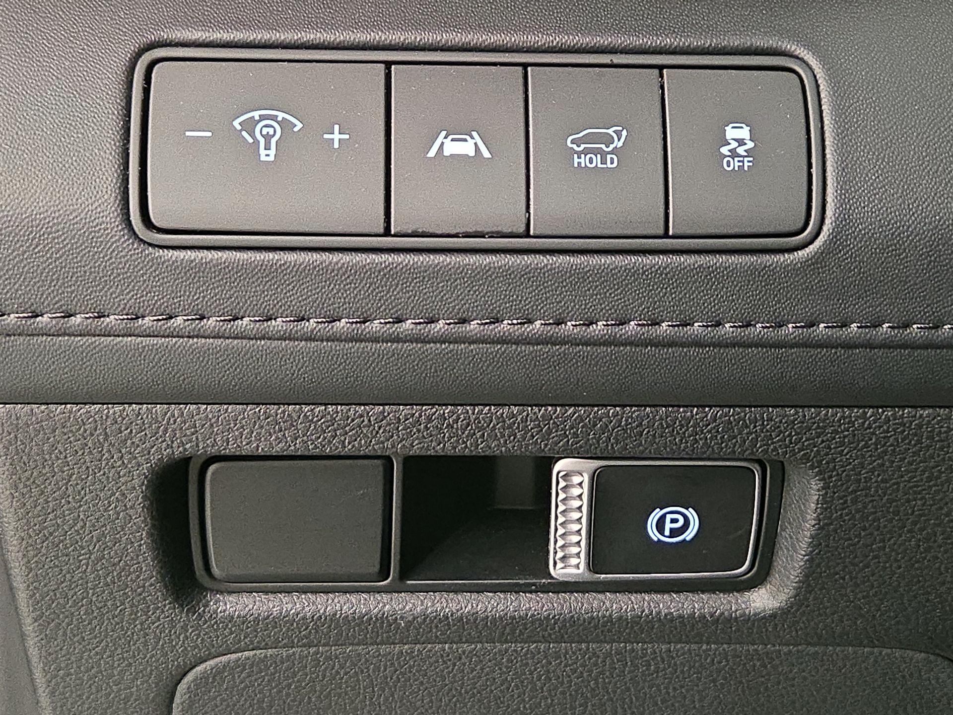 Thumbnail: 2021 Hyundai Santa Fe - 13