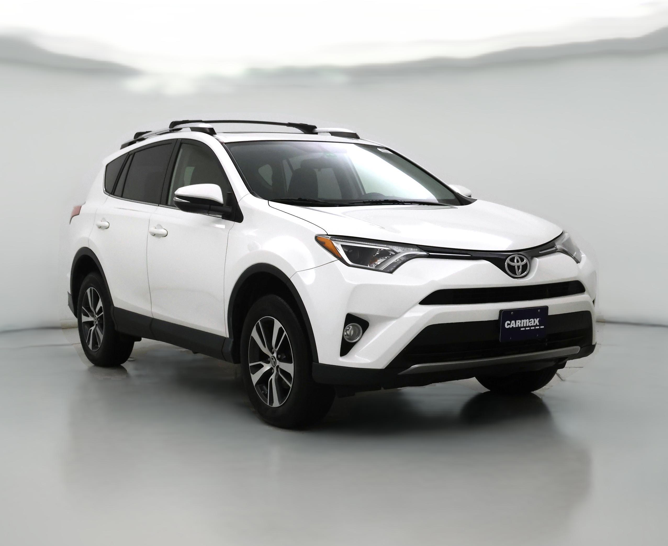 Thumbnail: 2016 Toyota RAV4 - 1