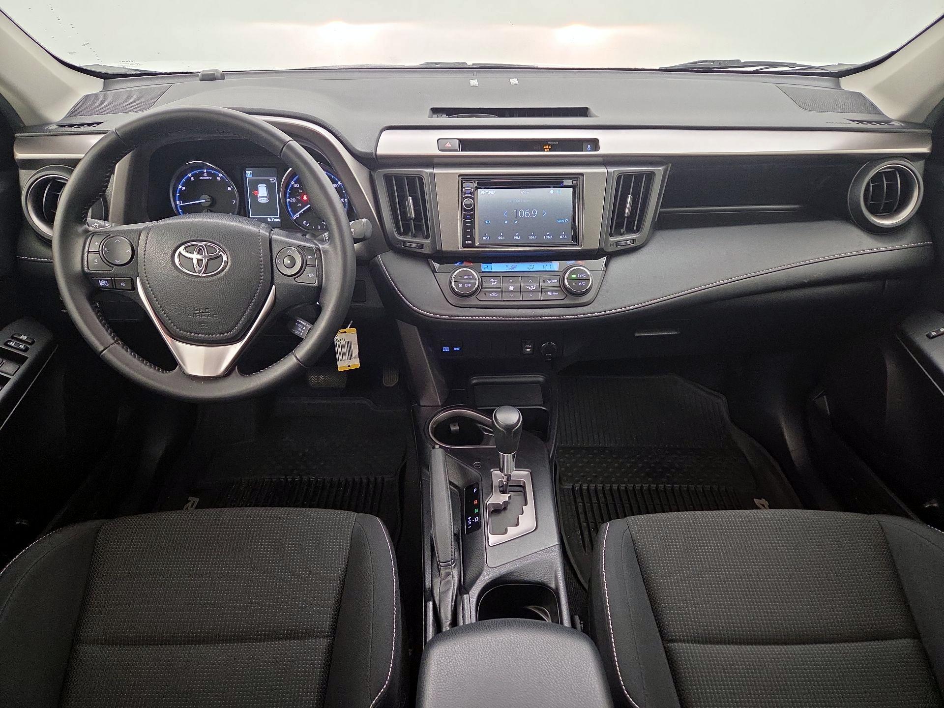 Thumbnail: 2016 Toyota RAV4 - 9