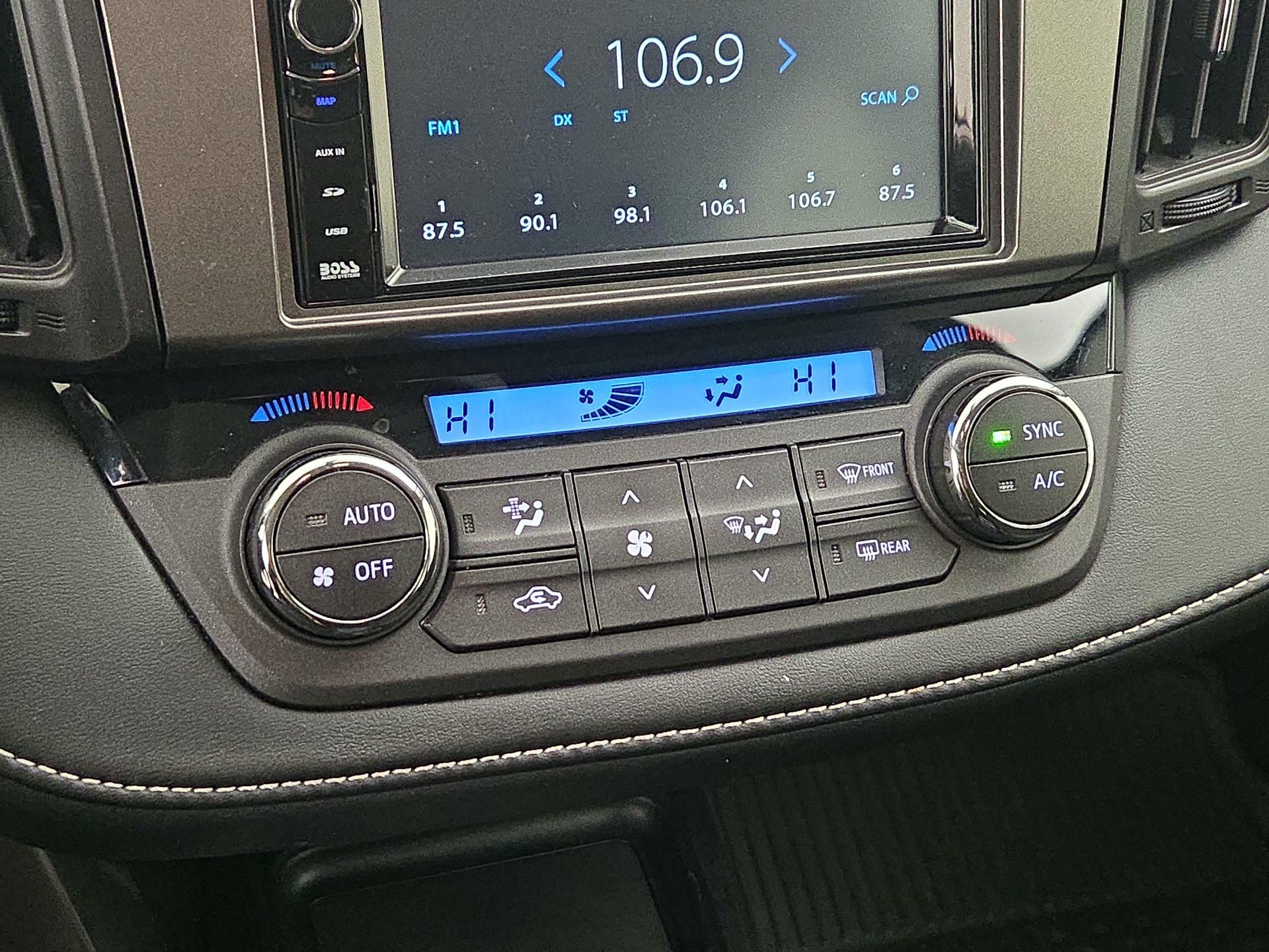 Thumbnail: 2016 Toyota RAV4 - 16