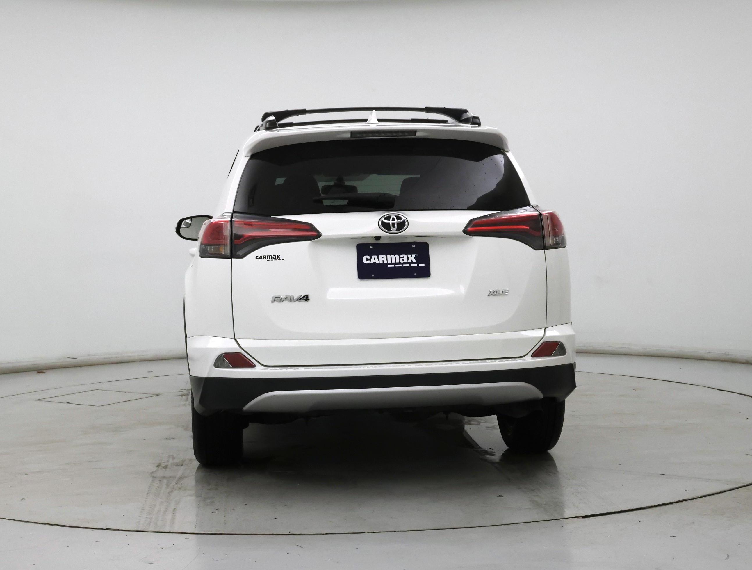 Thumbnail: 2016 Toyota RAV4 - 6