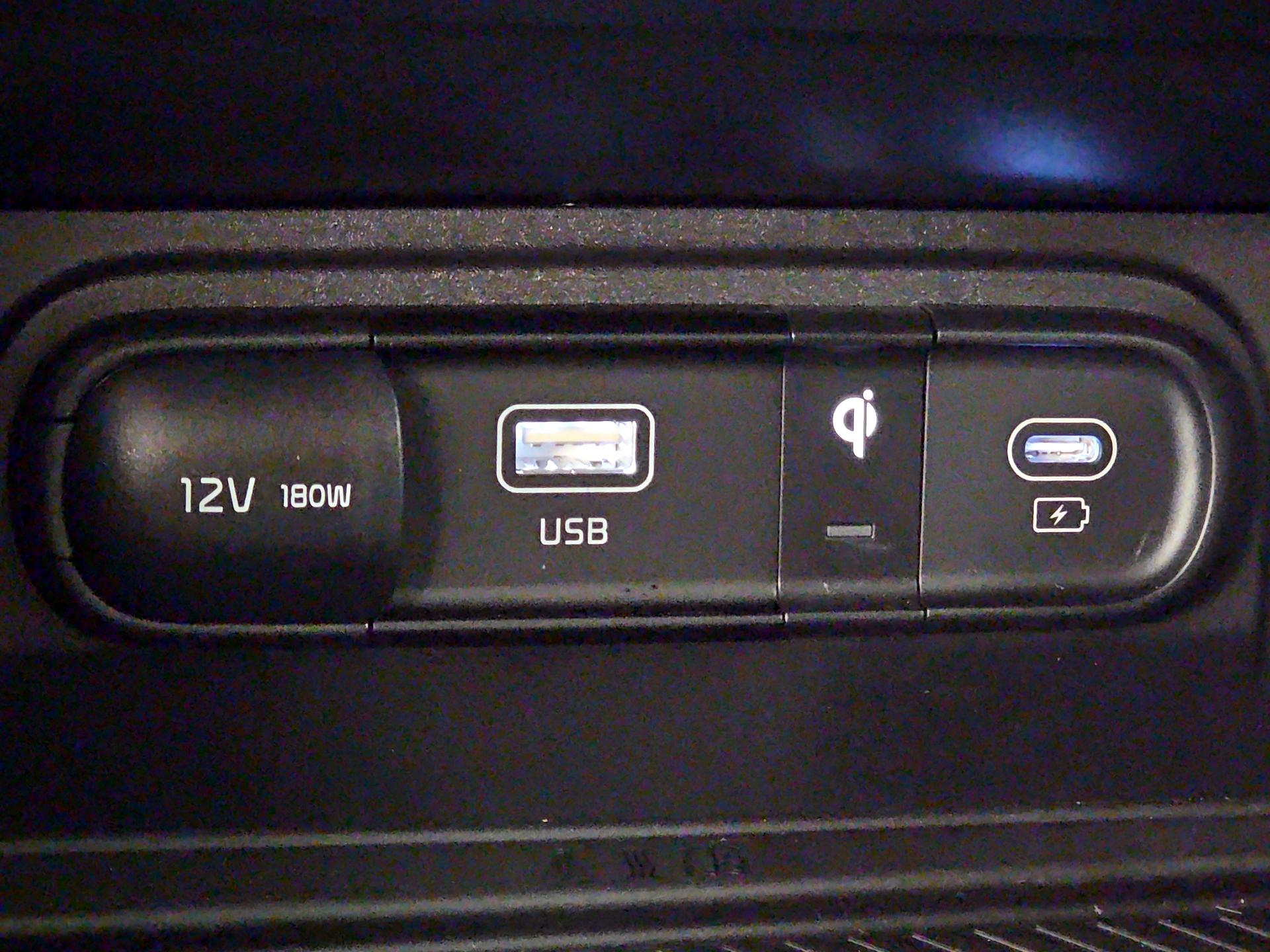 Thumbnail: 2025 Kia Sportage - 19