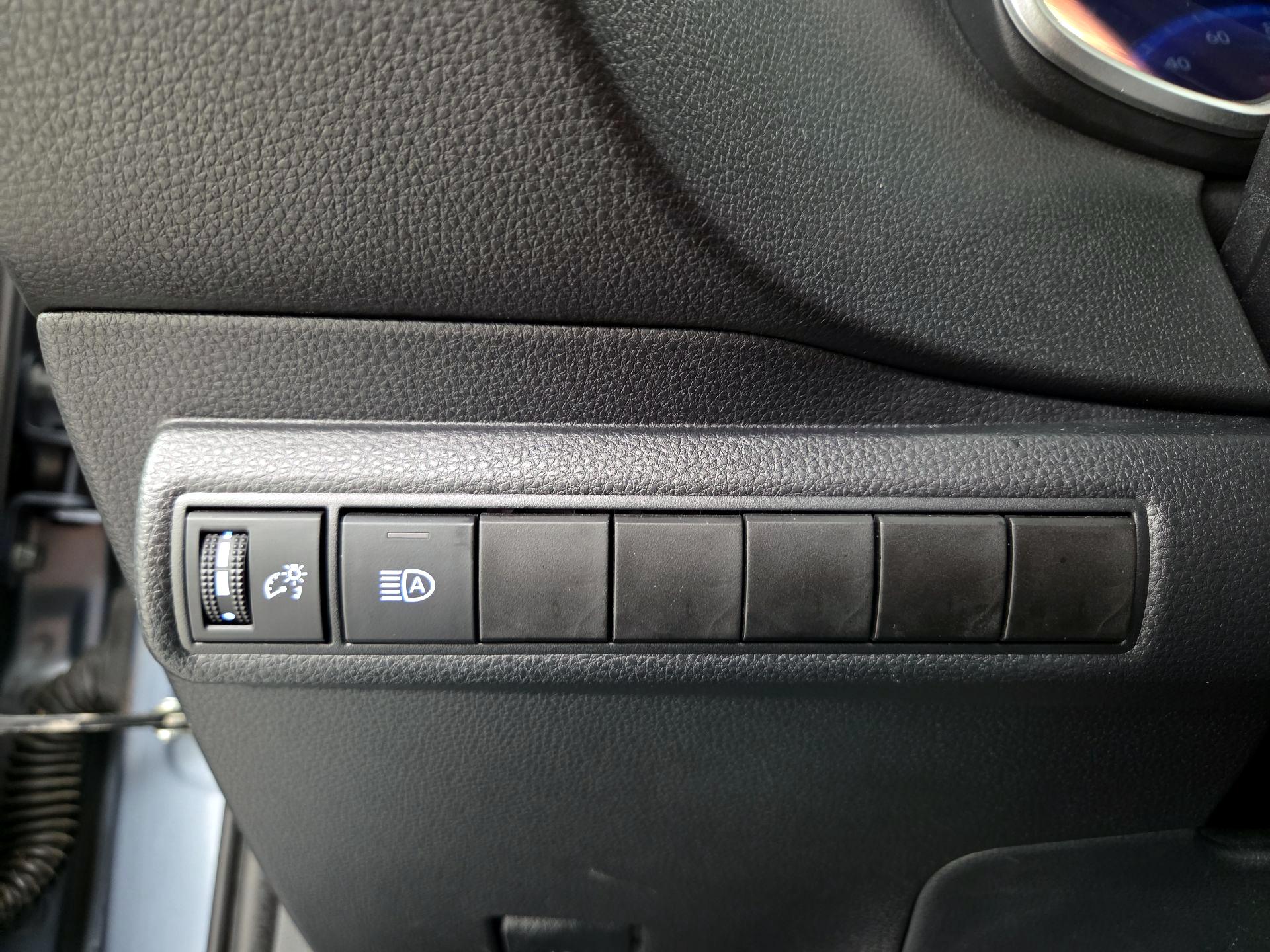 Thumbnail: 2020 Toyota Corolla - 13