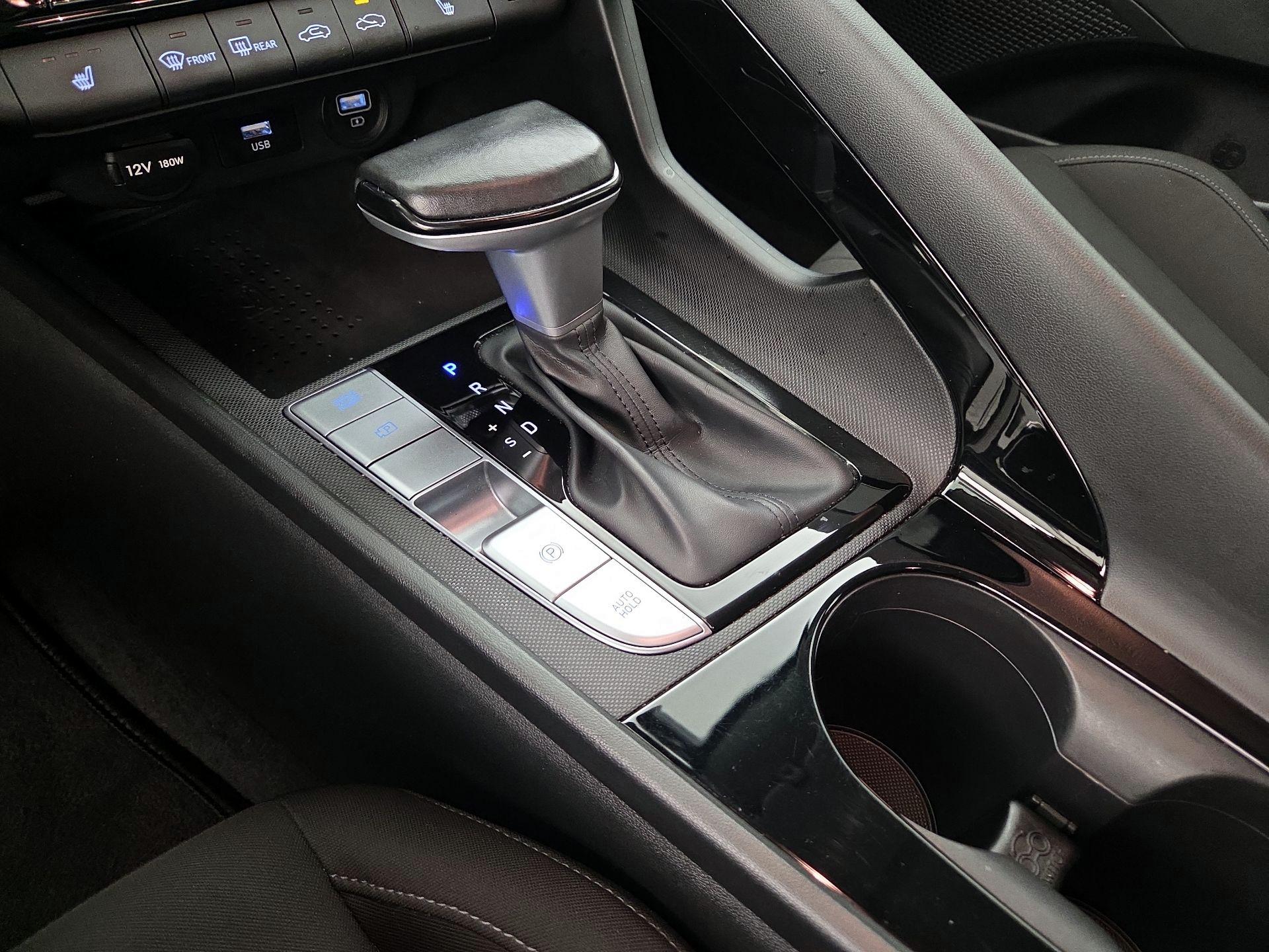 Thumbnail: 2023 Hyundai Elantra - 18