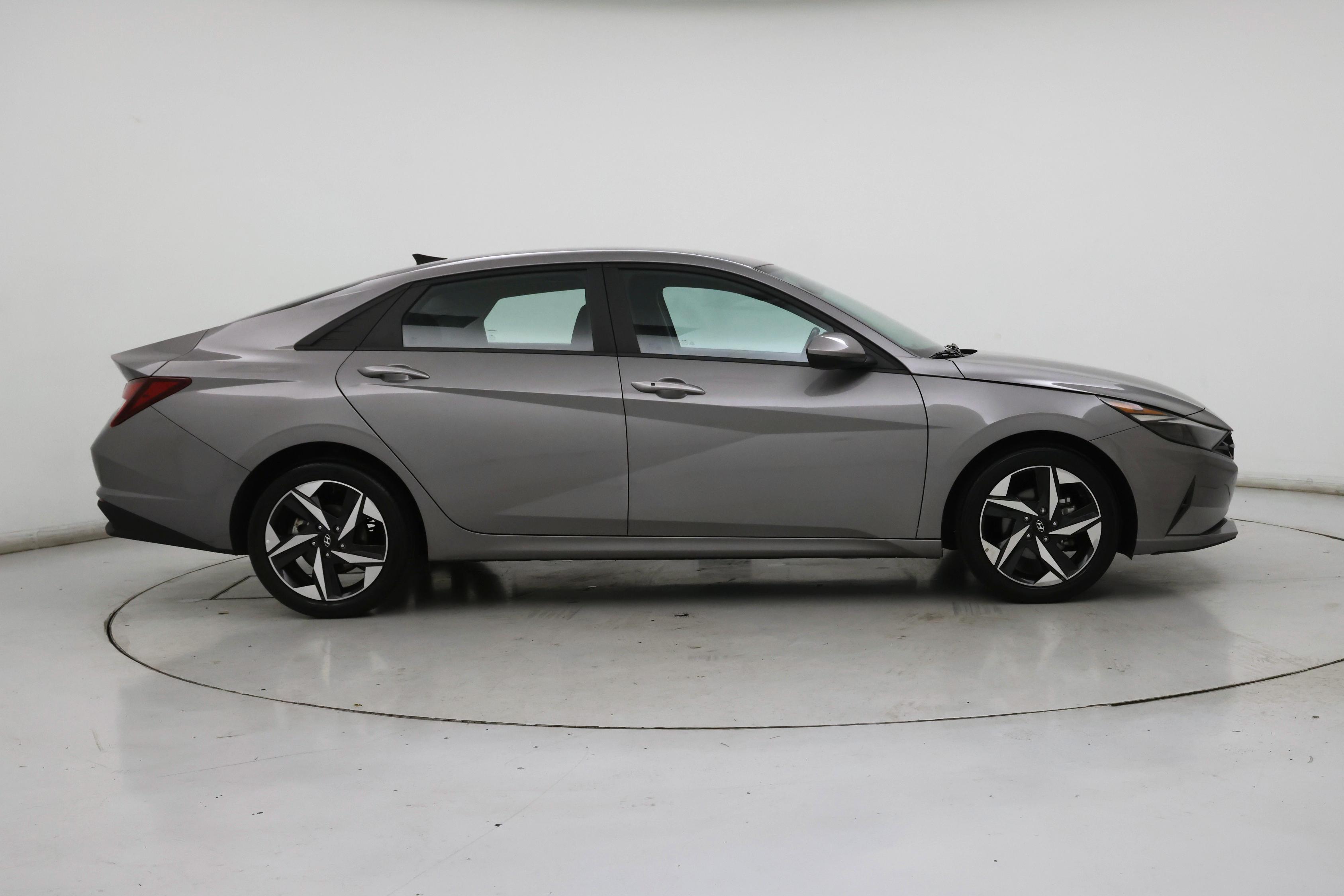 Thumbnail: 2023 Hyundai Elantra - 7