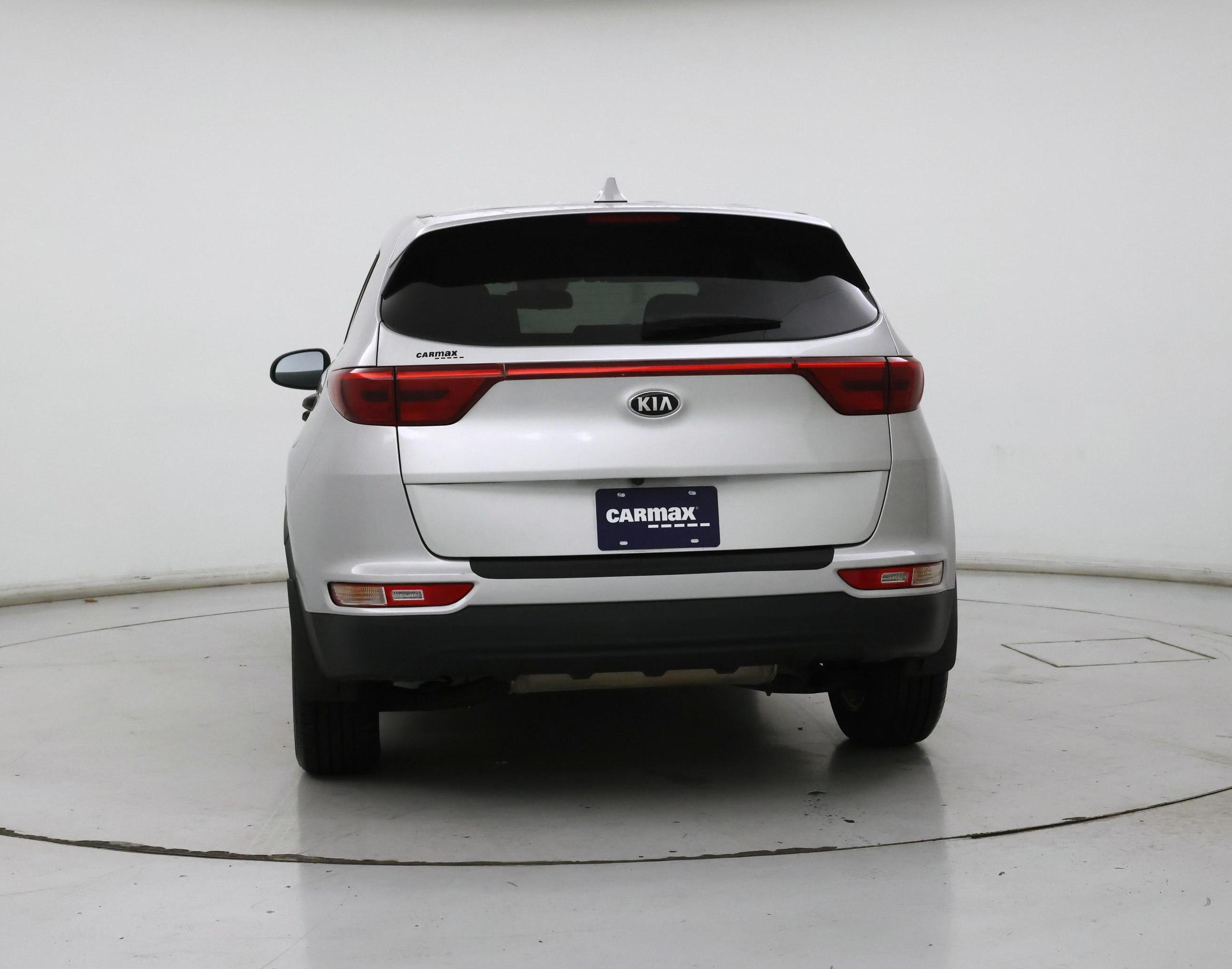 Thumbnail: 2017 Kia Sportage - 6