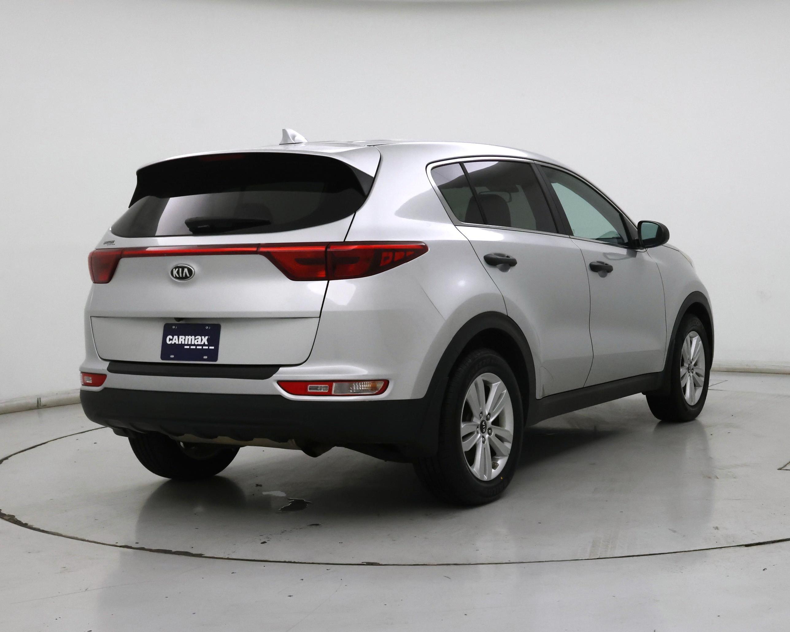 Thumbnail: 2017 Kia Sportage - 8
