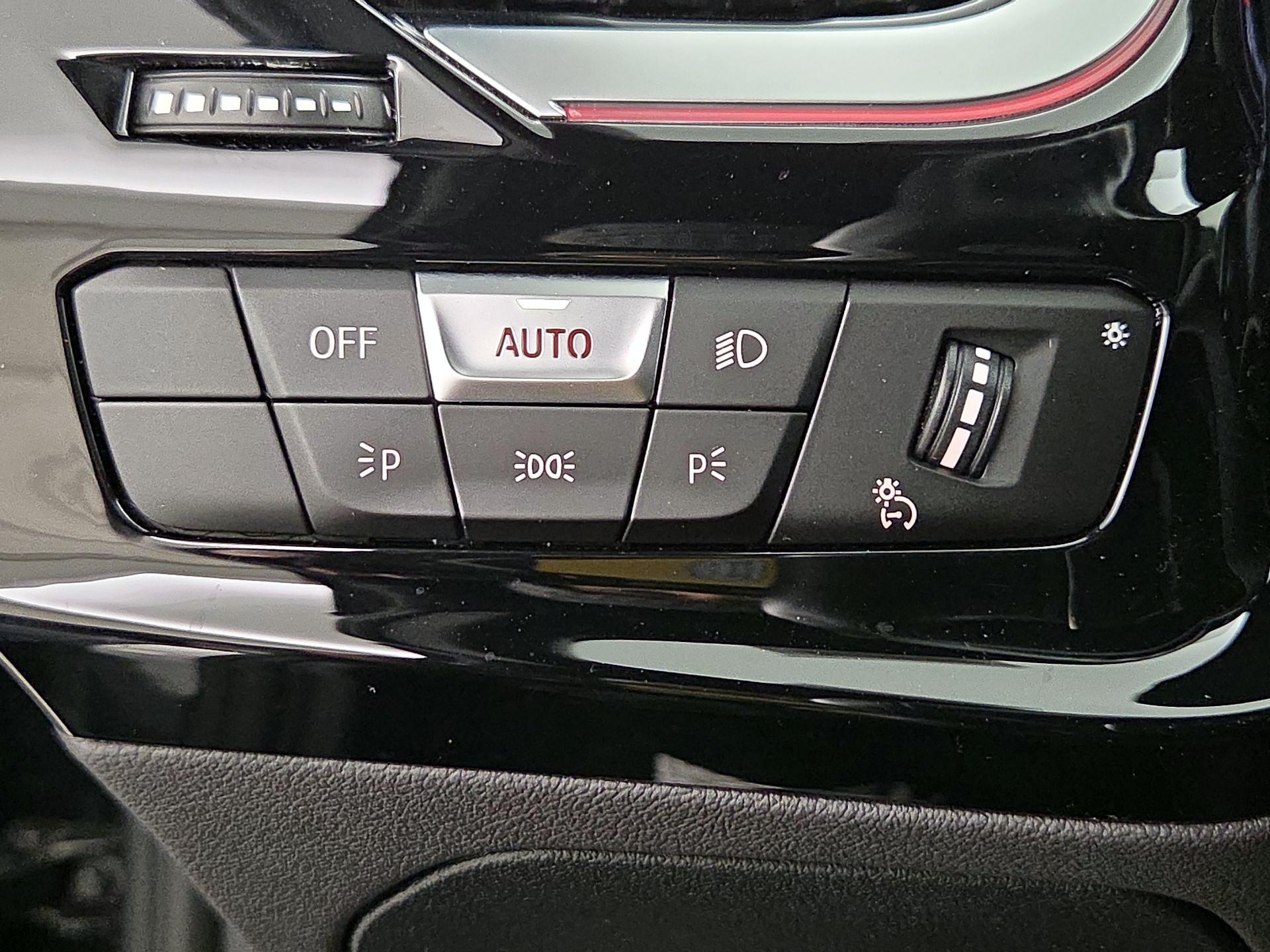 Thumbnail: 2022 BMW Z4 - 13