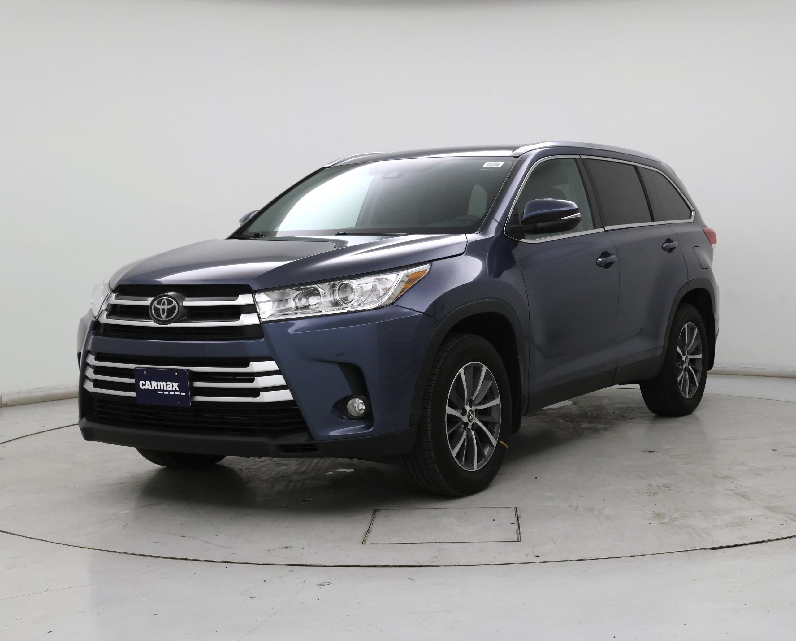 Thumbnail: 2019 Toyota Highlander - 4