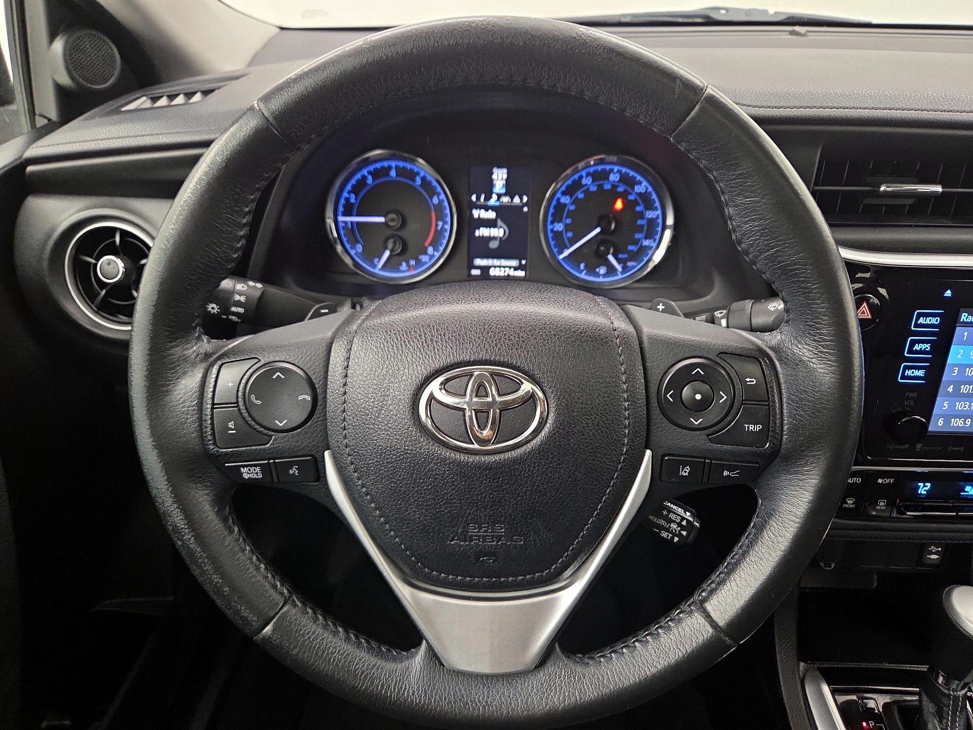 Thumbnail: 2018 Toyota Corolla - 10