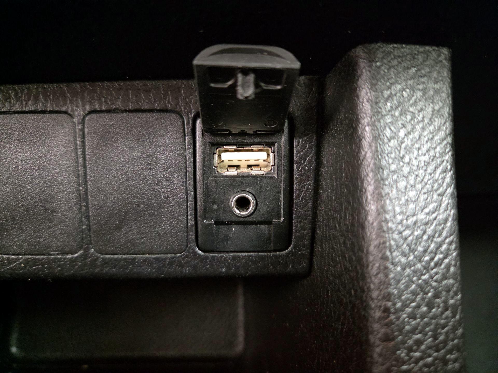 Thumbnail: 2018 Toyota Corolla - 18