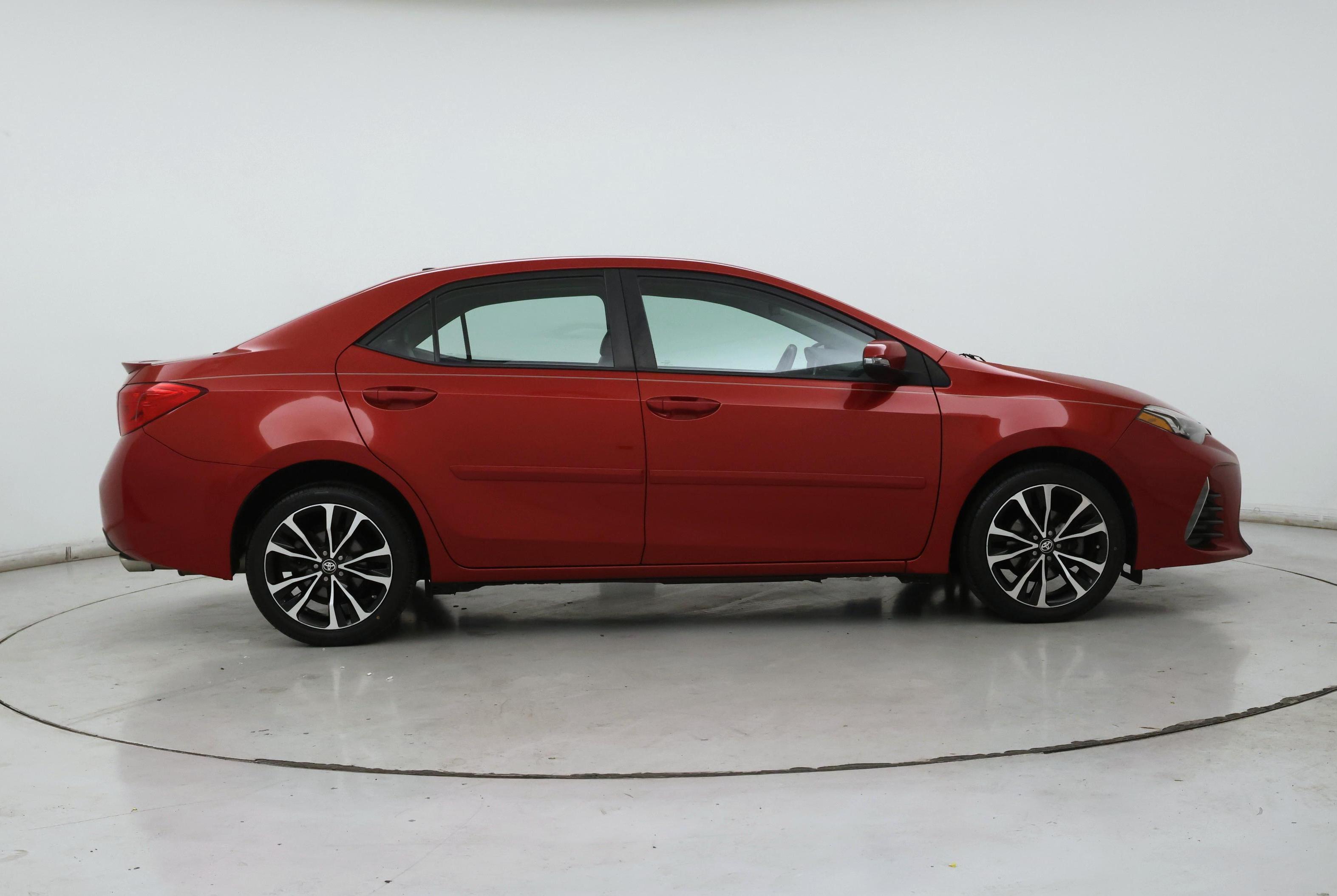 Thumbnail: 2018 Toyota Corolla - 7