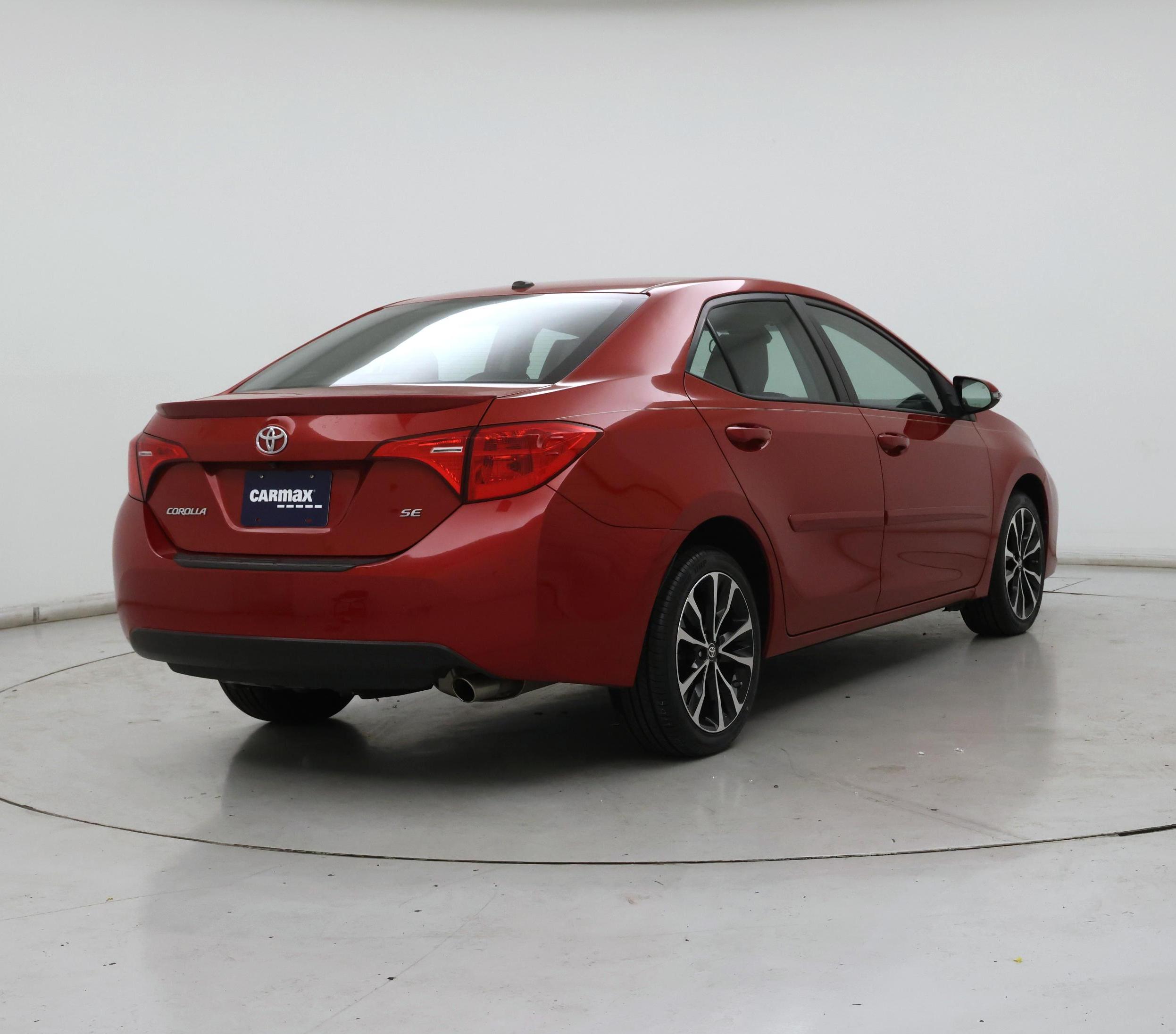 Thumbnail: 2018 Toyota Corolla - 8