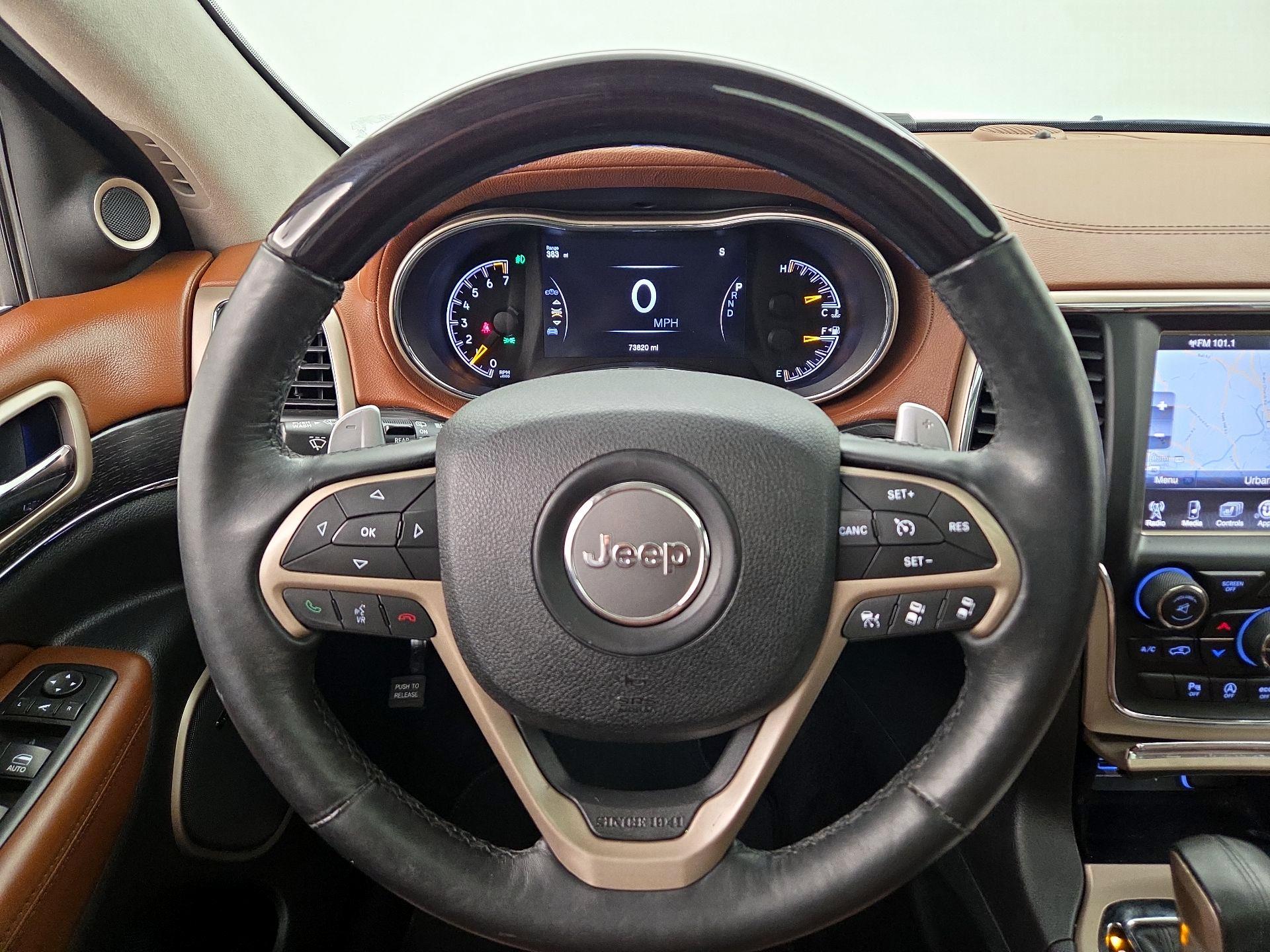 Thumbnail: 2016 Jeep Grand Cherokee - 10