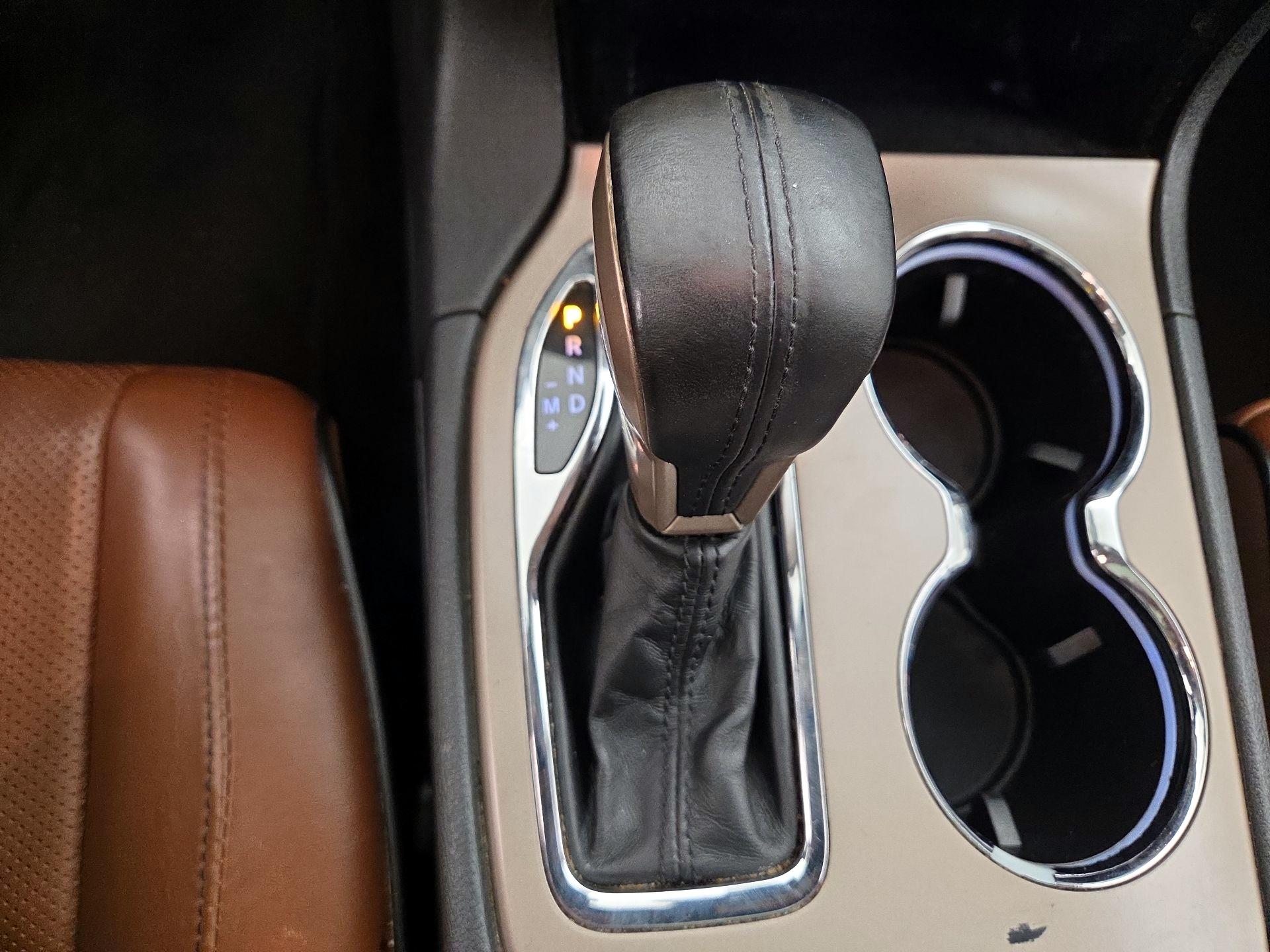 Thumbnail: 2016 Jeep Grand Cherokee - 18