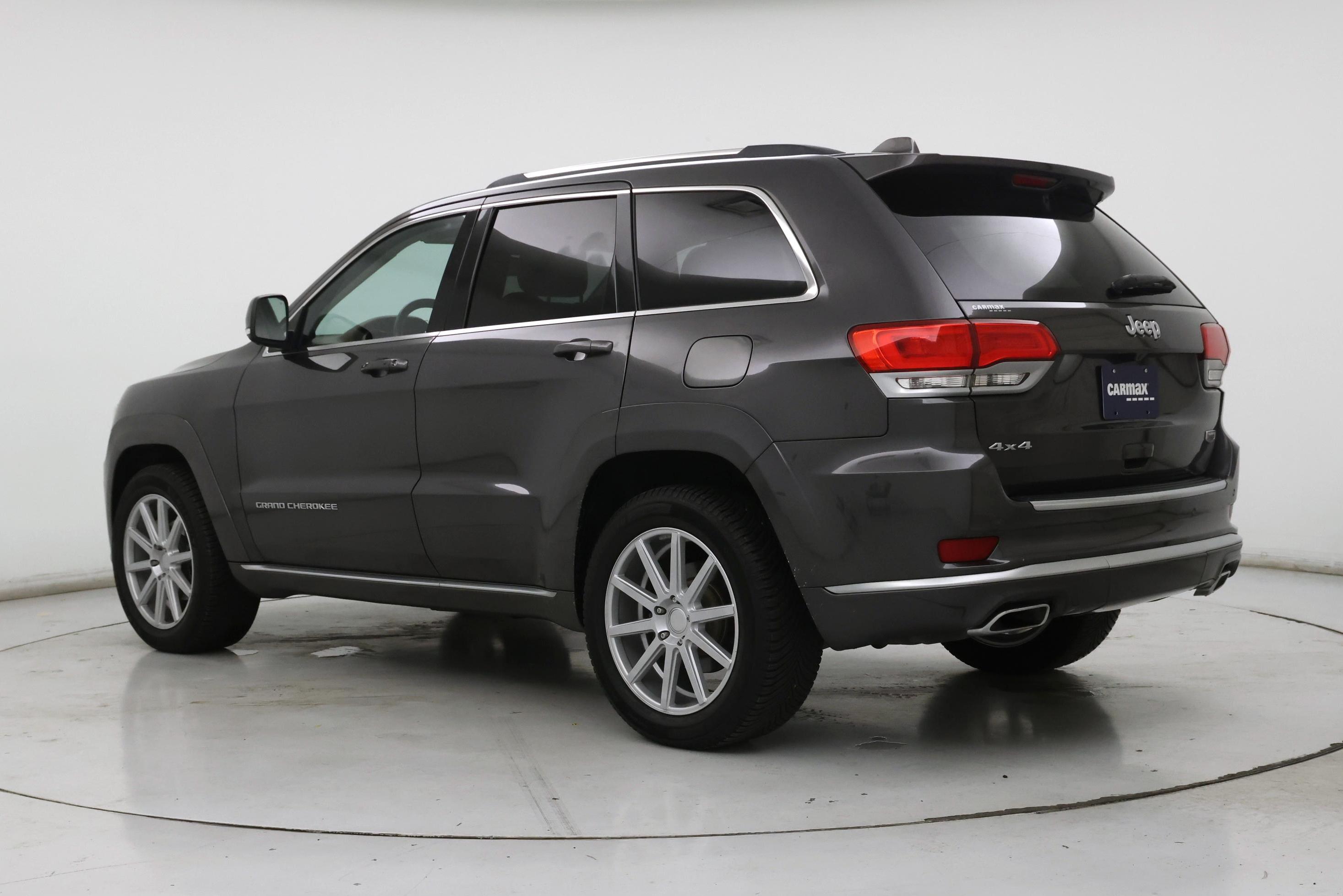 Thumbnail: 2016 Jeep Grand Cherokee - 2