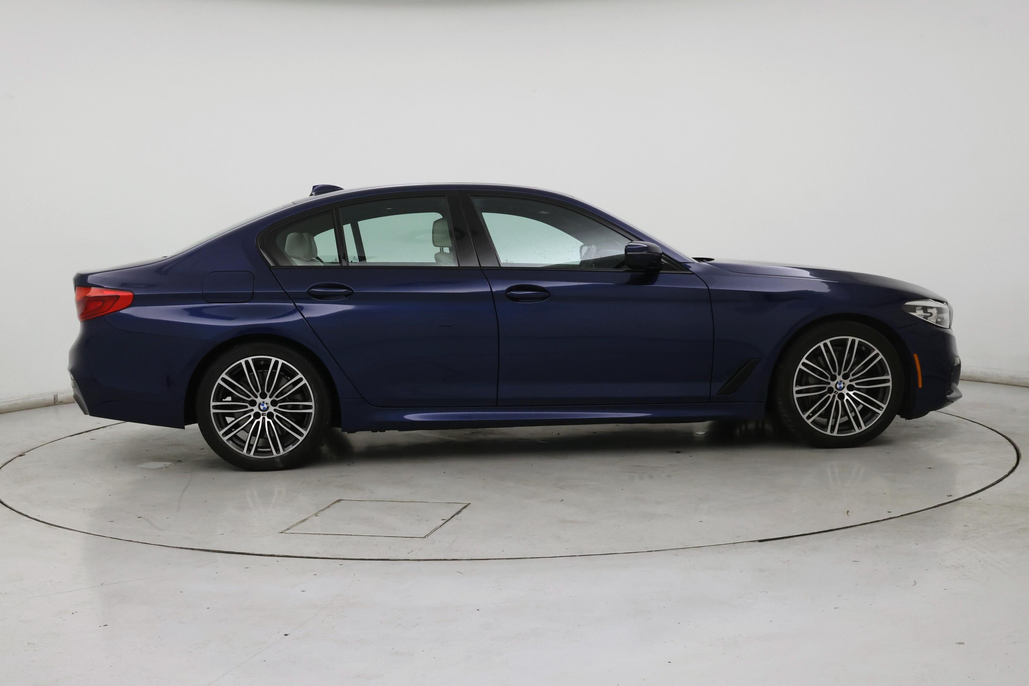 Thumbnail: 2020 BMW 5 Series - 7